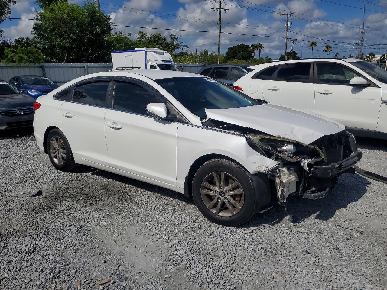 2015 Hyundai Sonata Se White vin: 5NPE24AF5FH191453
