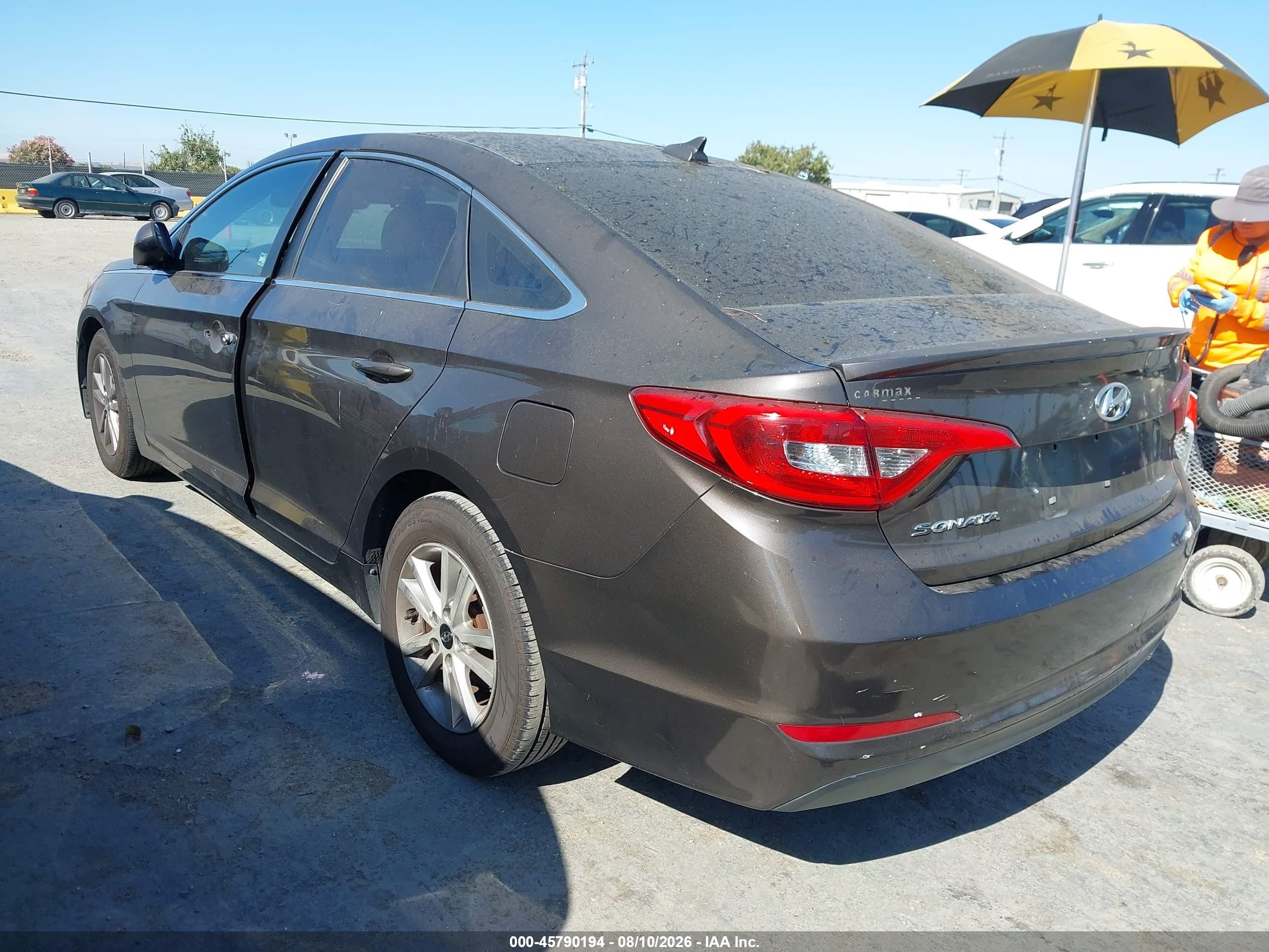 2015 Hyundai Sonata Se Brown vin: 5NPE24AF5FH204721