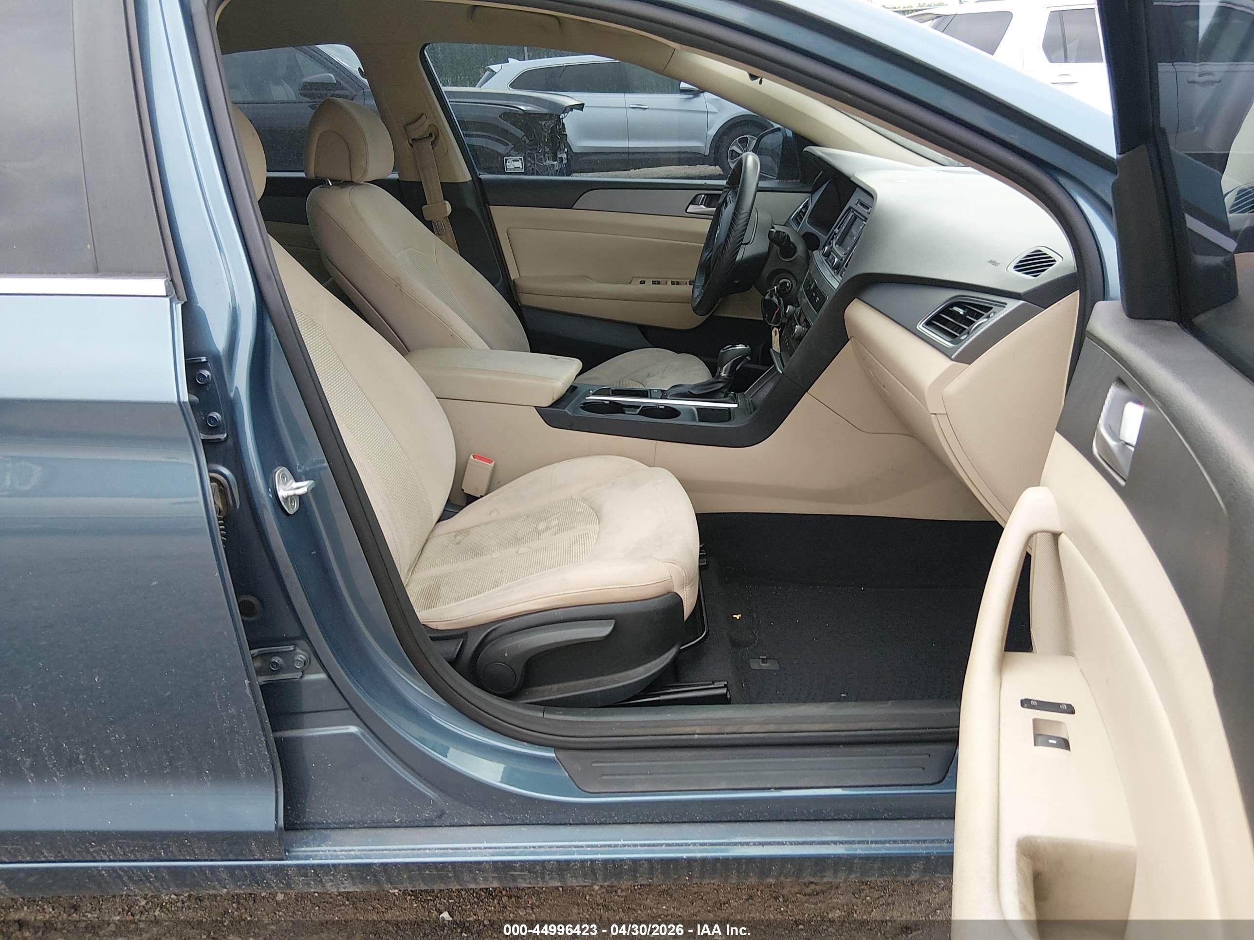 2015 Hyundai Sonata Se Blue vin: 5NPE24AF5FH207232