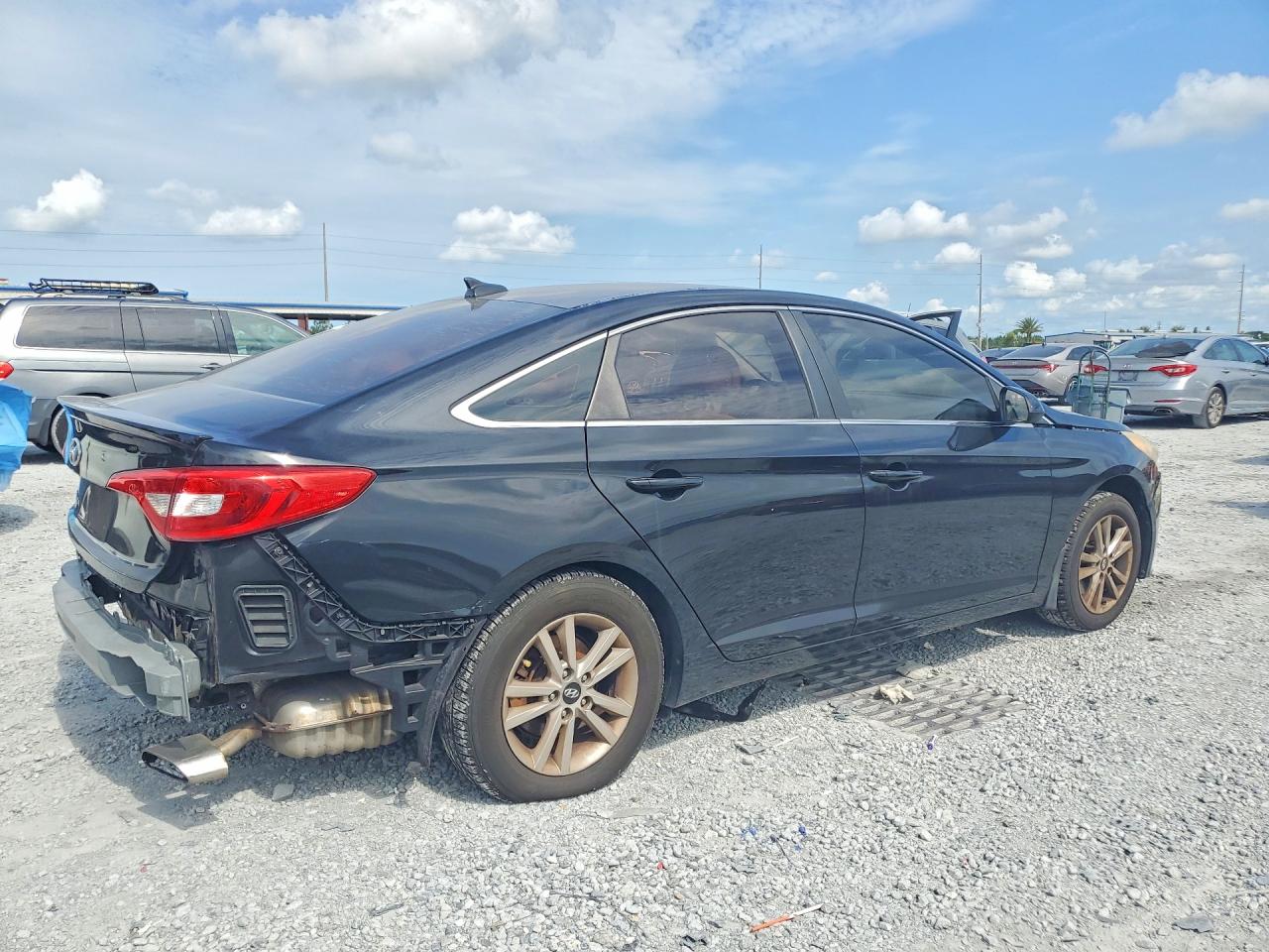 2015 Hyundai Sonata Se Black vin: 5NPE24AF5FH227559