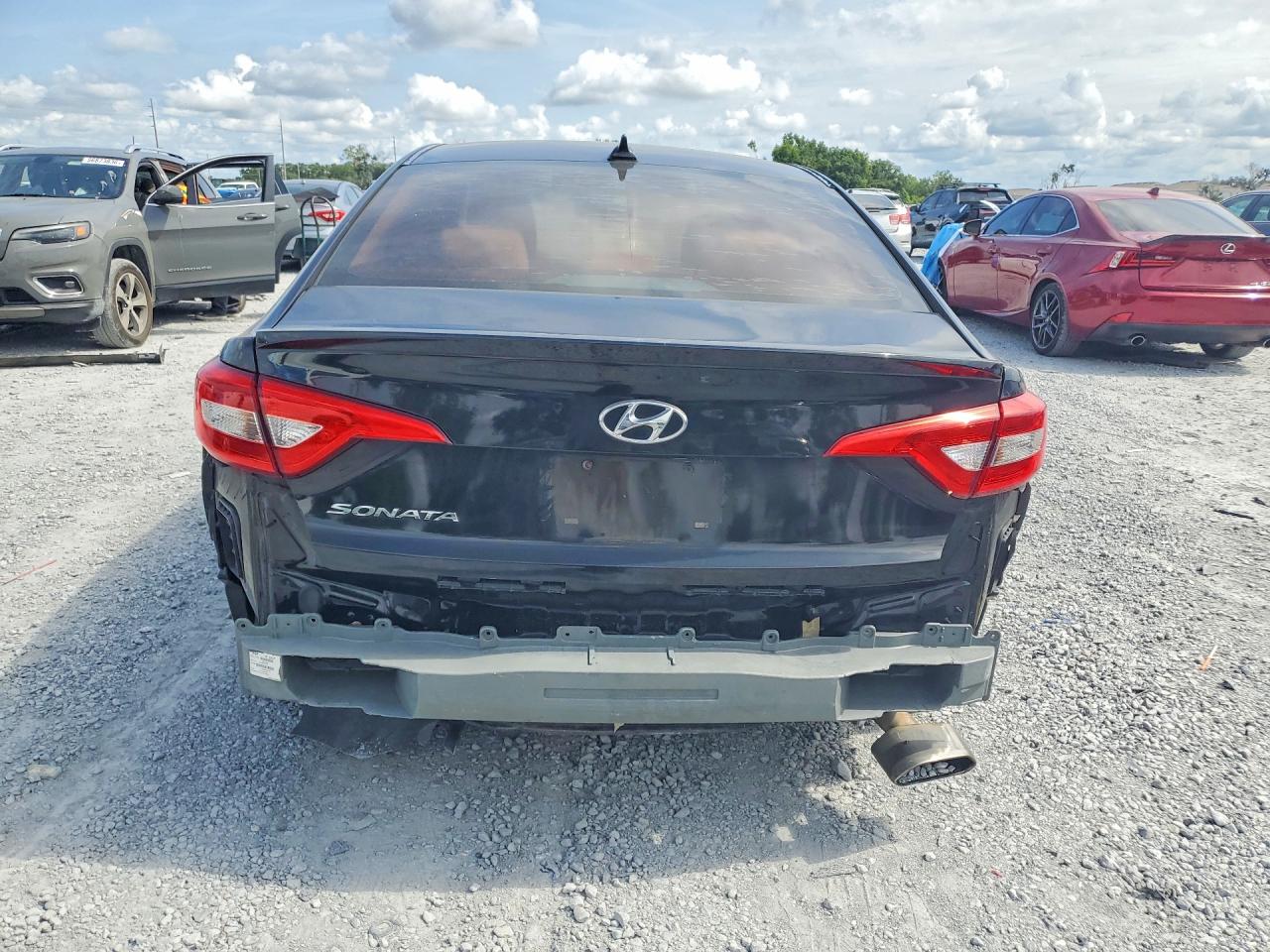 2015 Hyundai Sonata Se Black vin: 5NPE24AF5FH227559
