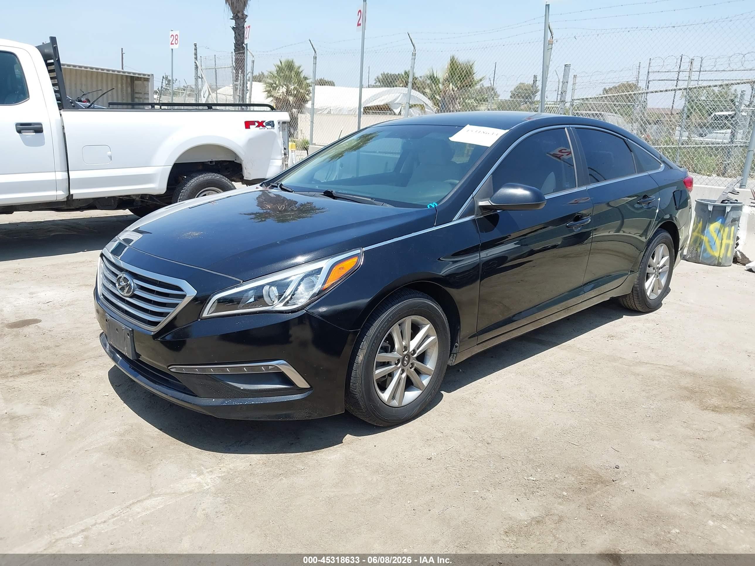 2015 Hyundai Sonata Se Black vin: 5NPE24AF5FH232213