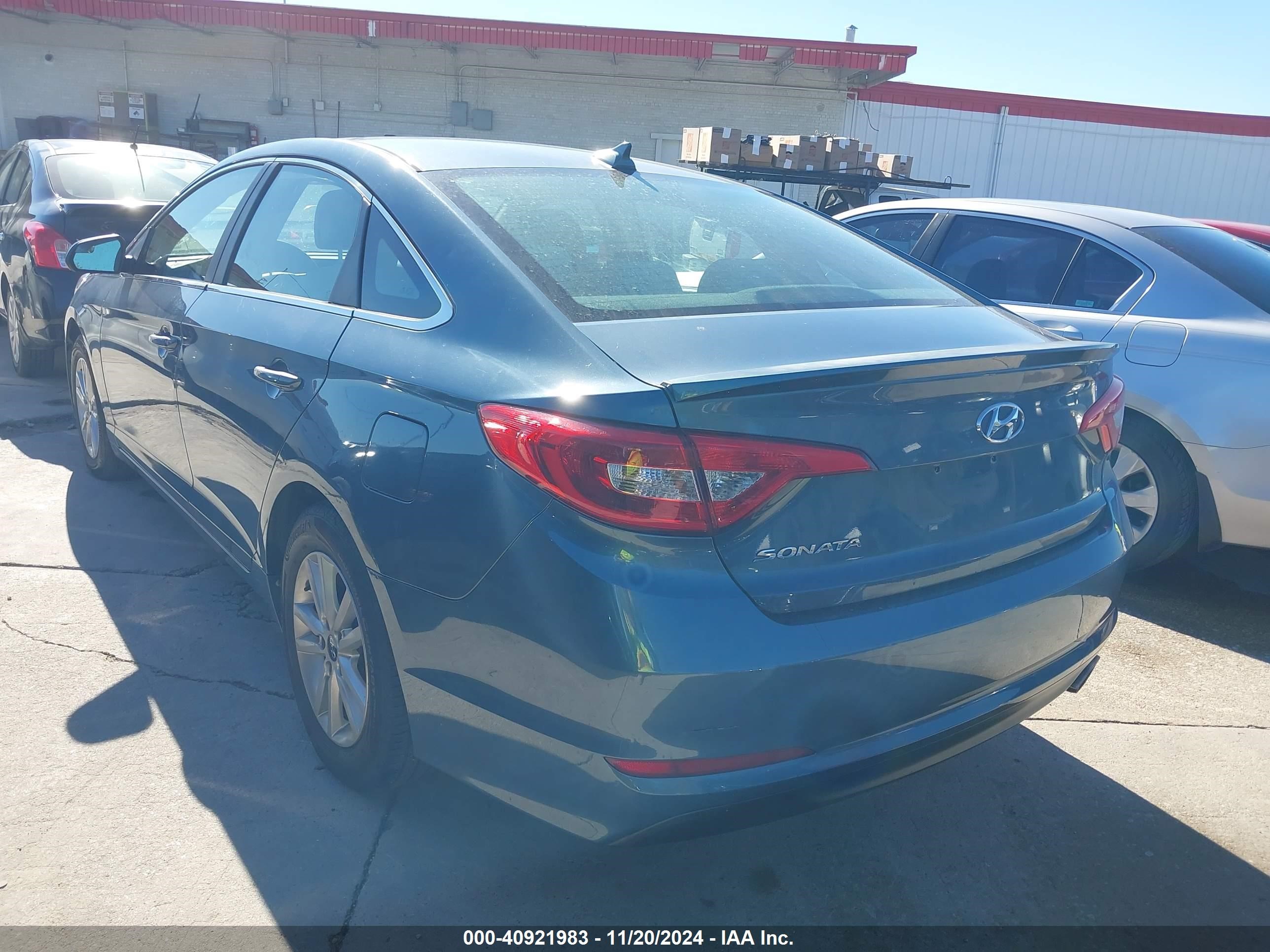 2015 Hyundai Sonata Se Blue vin: 5NPE24AF5FH245687