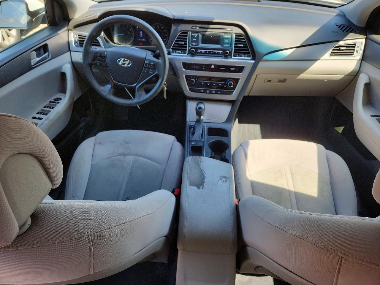 2015 Hyundai Sonata Se Белый vin: 5NPE24AF5FH246984