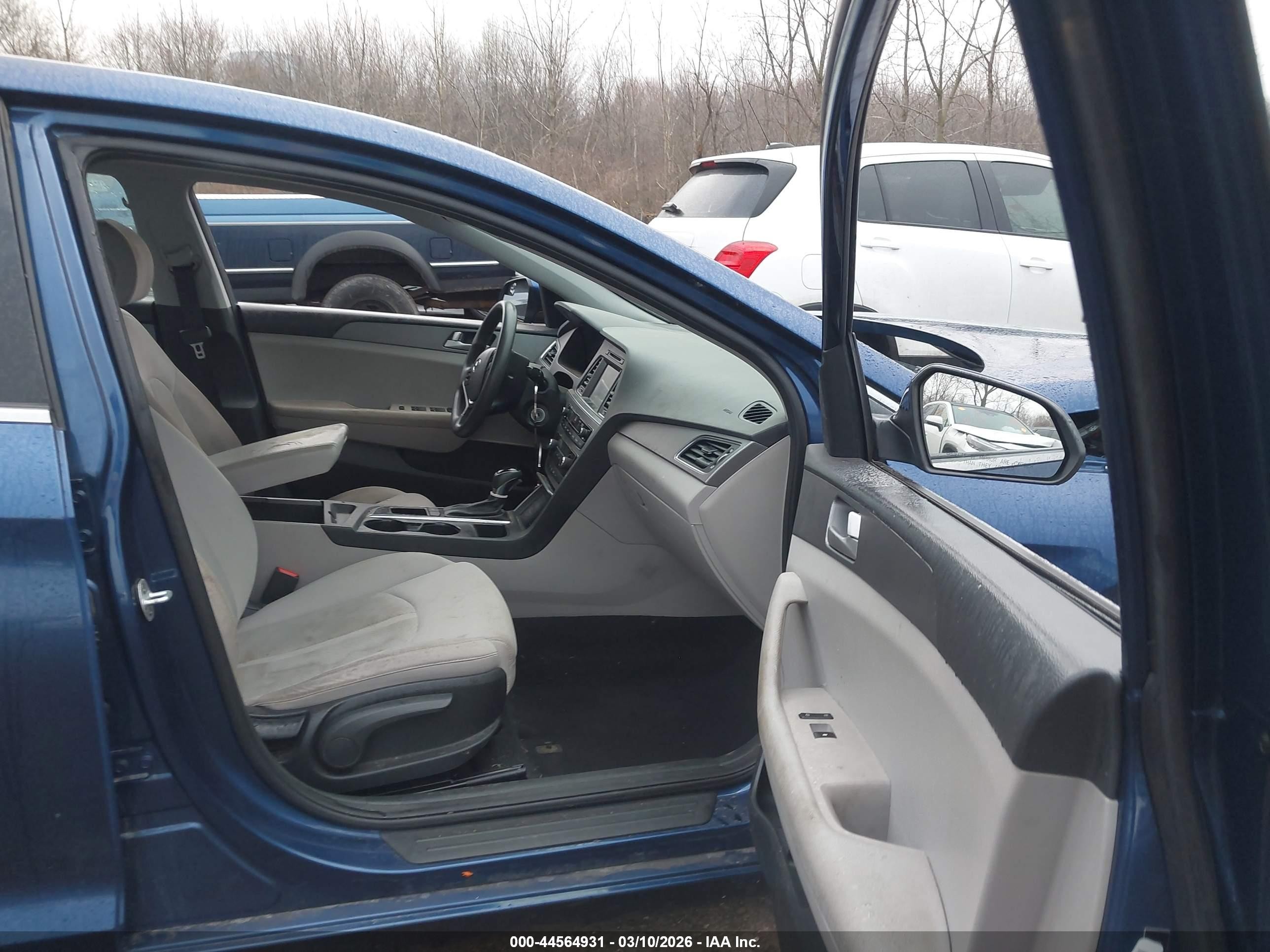 2016 Hyundai Sonata Se Синий vin: 5NPE24AF5GH361358