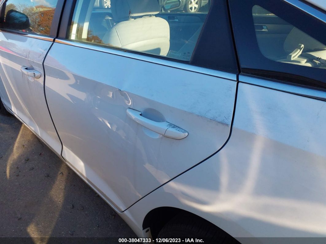 2016 Hyundai Sonata Se White vin: 5NPE24AF5GH366351