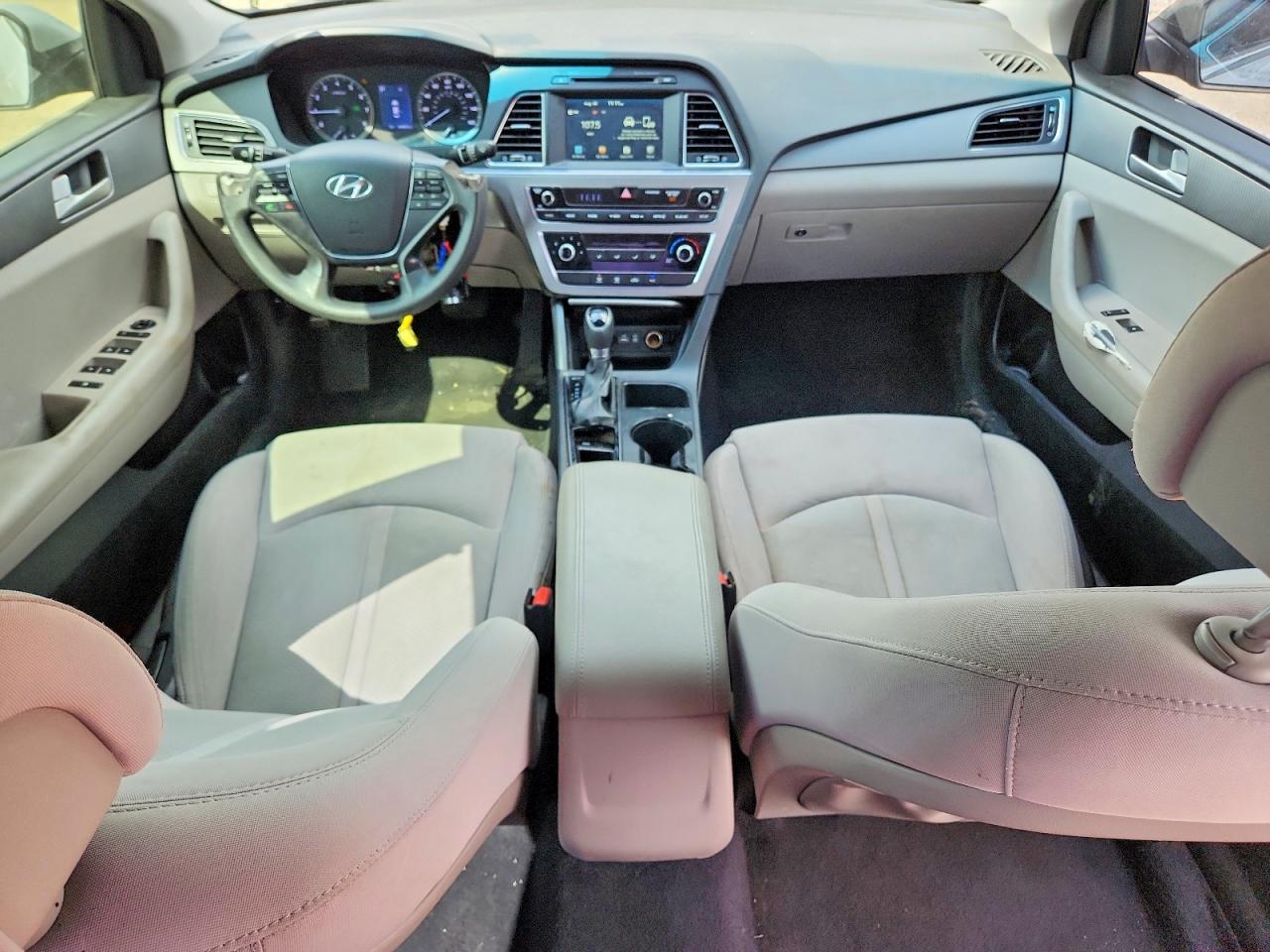 2016 Hyundai Sonata Se Silver vin: 5NPE24AF5GH420683