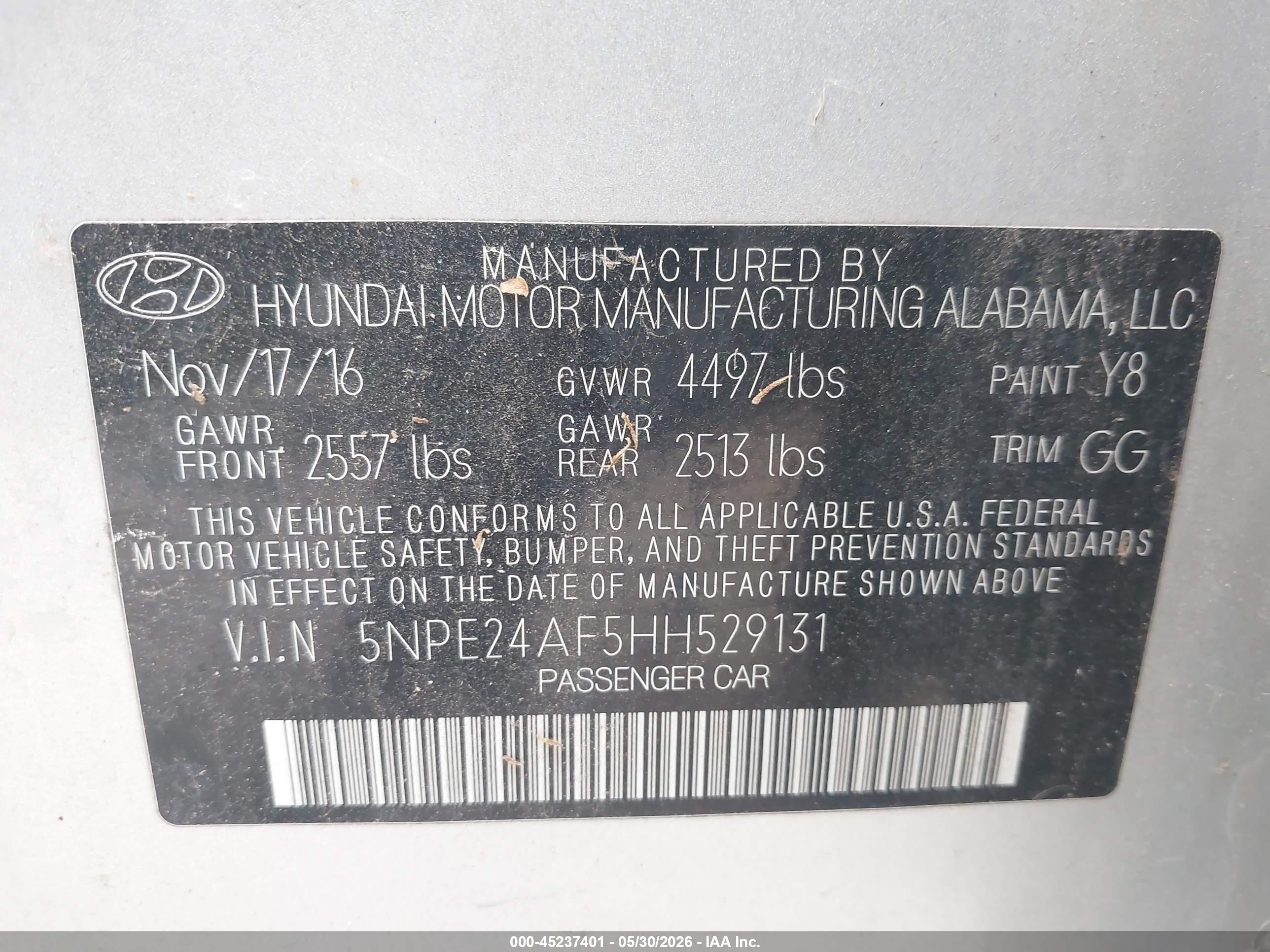 2017 Hyundai Sonata   Silver vin: 5NPE24AF5HH529131