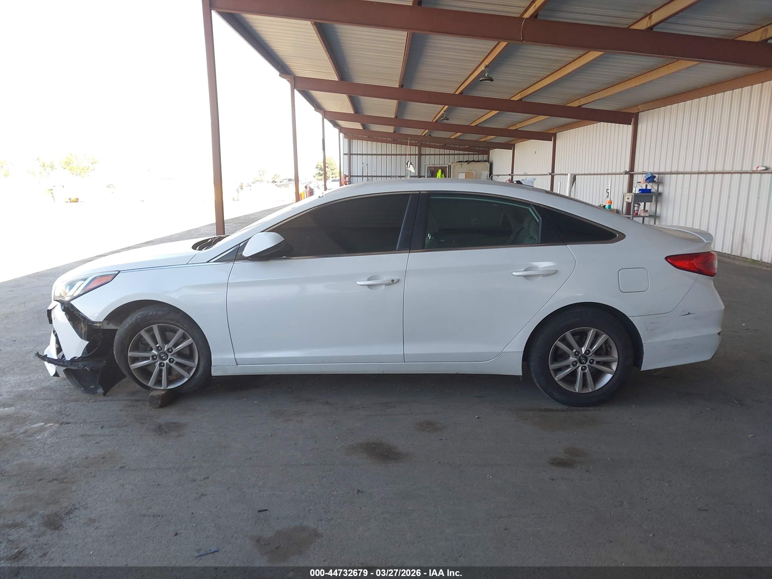 2017 Hyundai Sonata   Белый vin: 5NPE24AF5HH534099