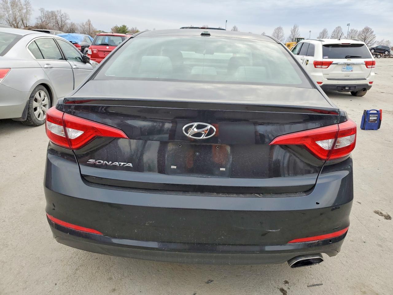 2017 Hyundai Sonata Base Black vin: 5NPE24AF5HH536645