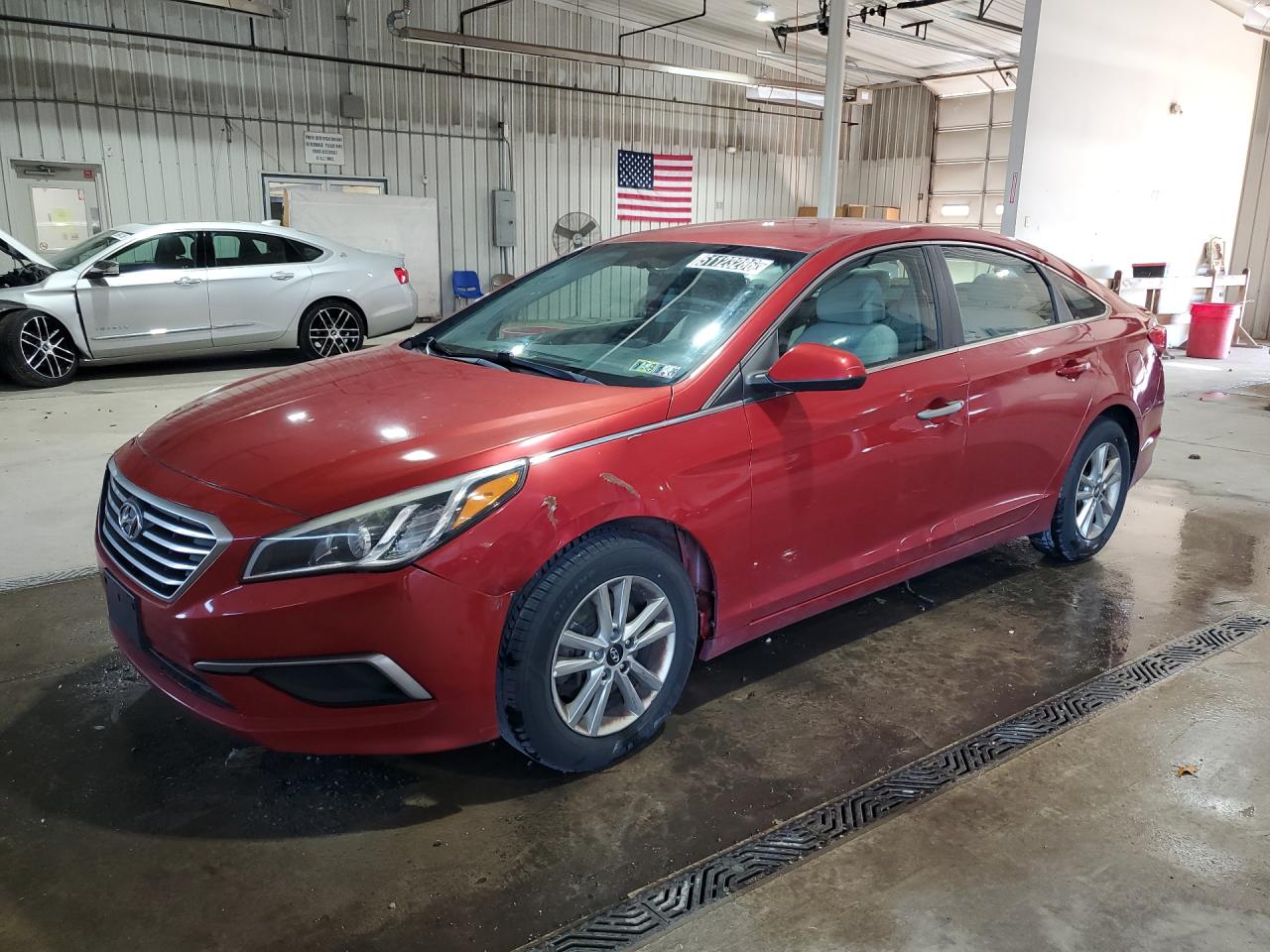 2017 Hyundai Sonata Se Red vin: 5NPE24AF5HH572612 Damage: Left Front Fender, Dent(S) W/ Paint Dmg, > 12 Inches