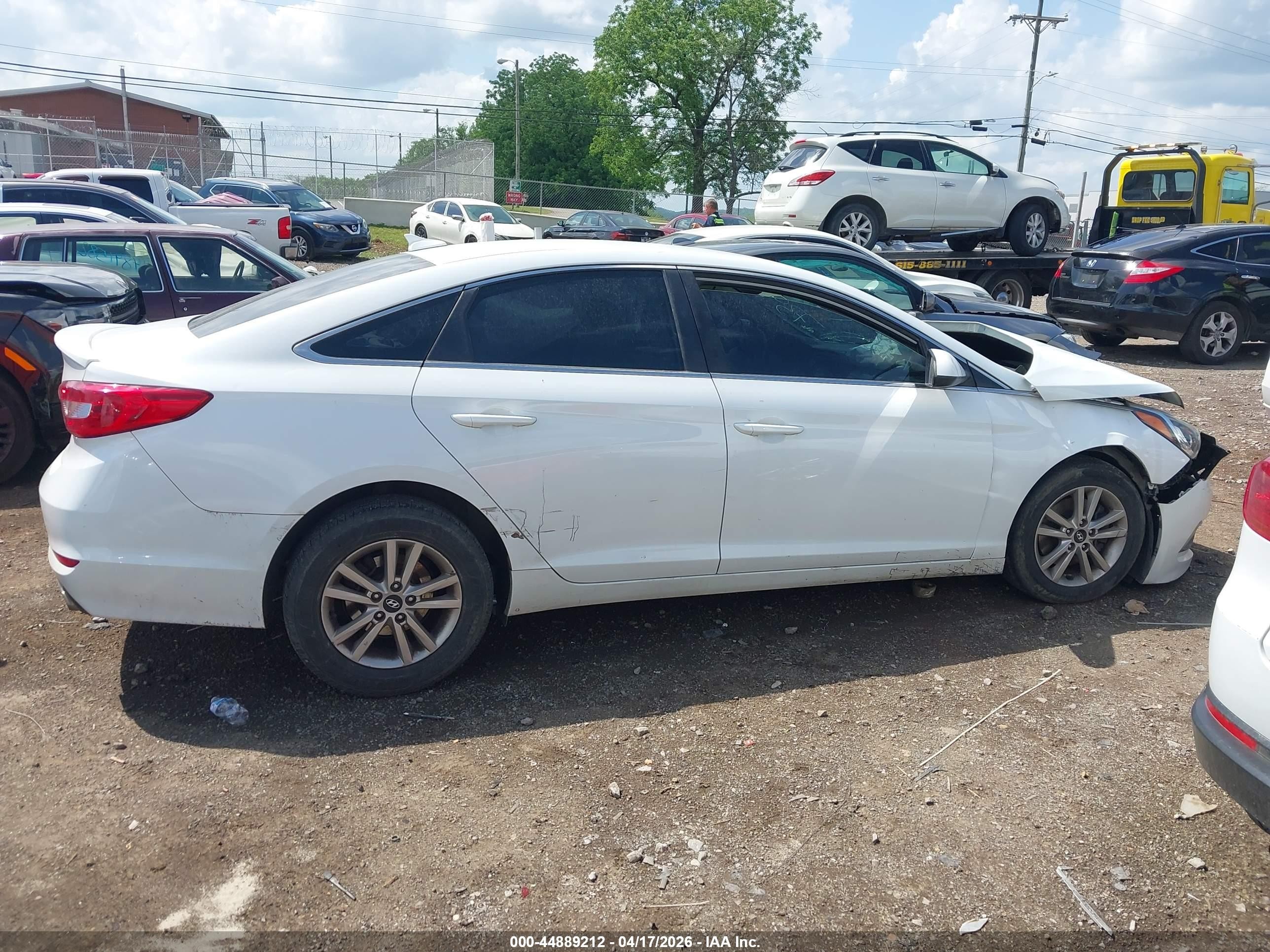2017 Hyundai Sonata Se White vin: 5NPE24AF5HH577390