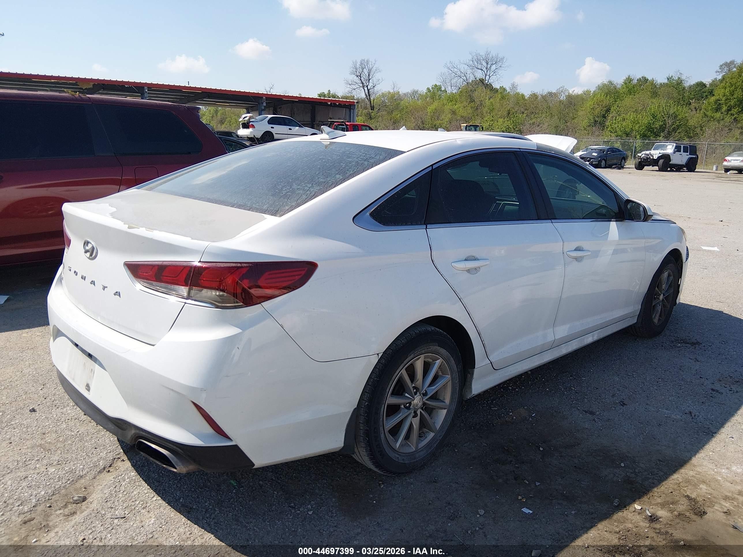 2018 Hyundai Sonata Se White vin: 5NPE24AF5JH702037