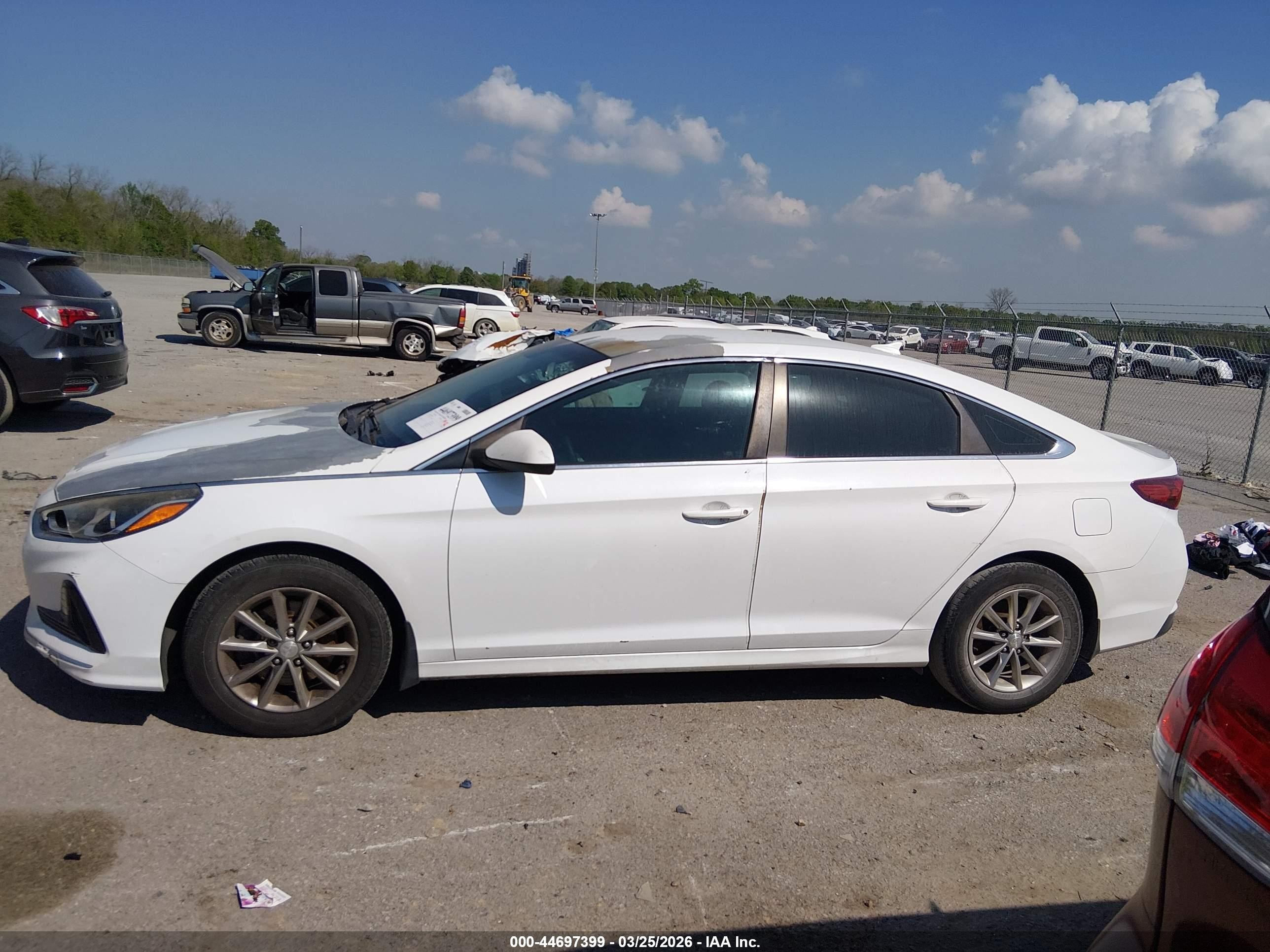 2018 Hyundai Sonata Se White vin: 5NPE24AF5JH702037