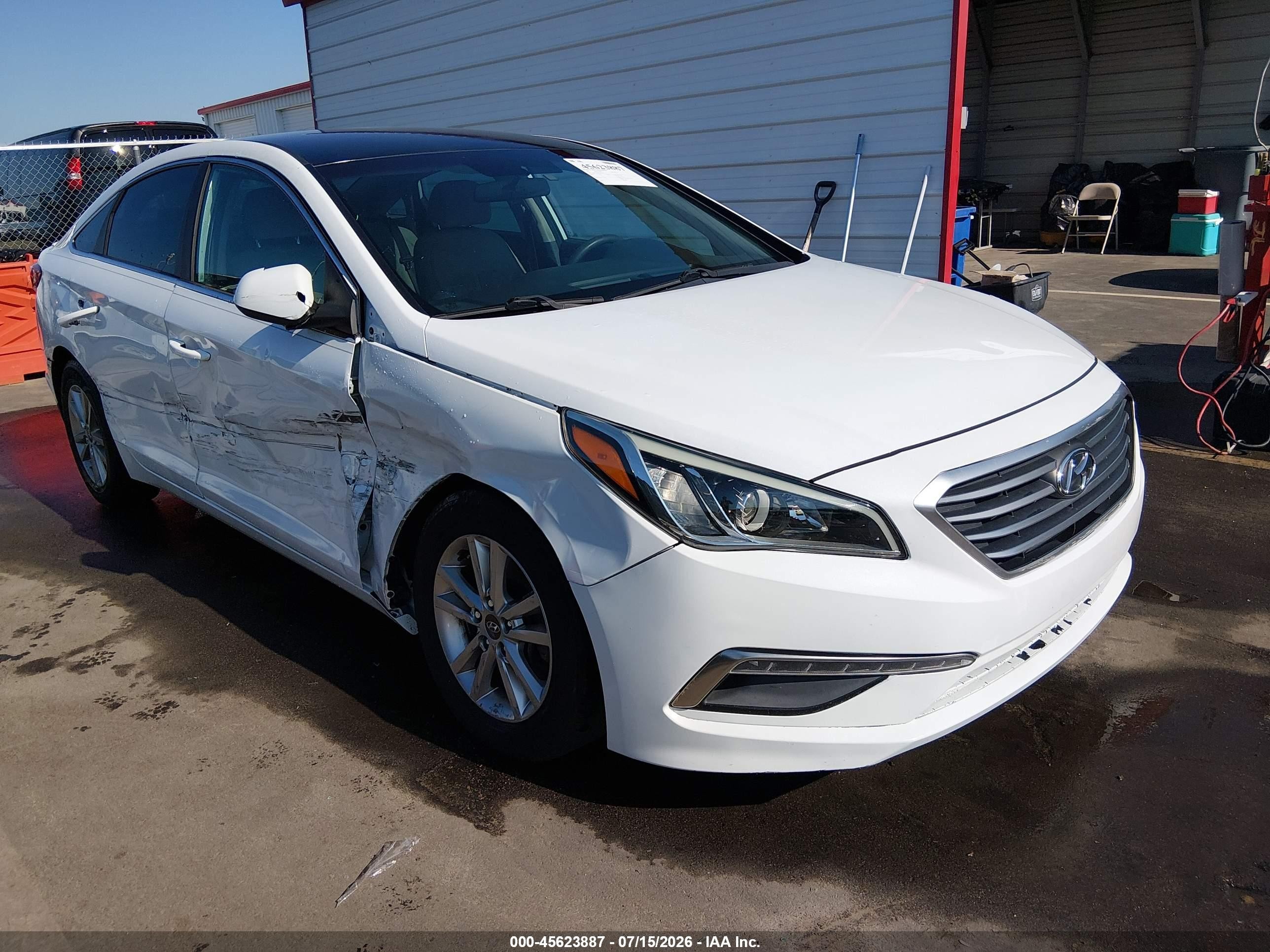 2015 Hyundai Sonata Se Белый vin: 5NPE24AF6FH000896