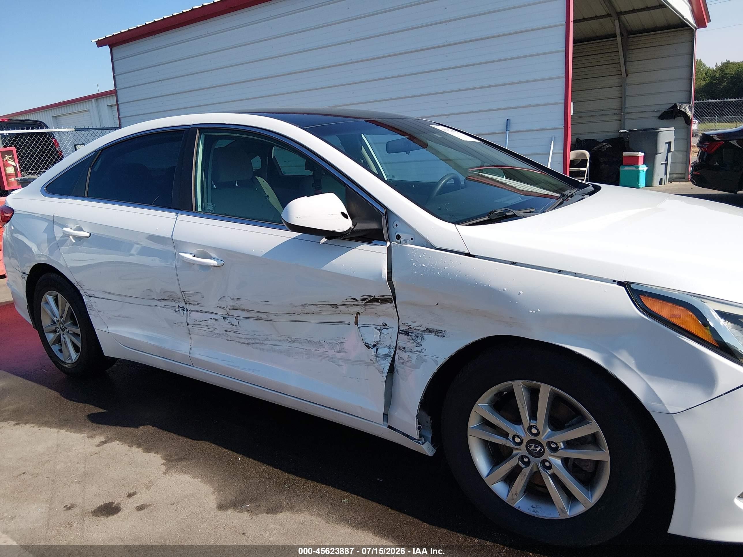 2015 Hyundai Sonata Se Белый vin: 5NPE24AF6FH000896