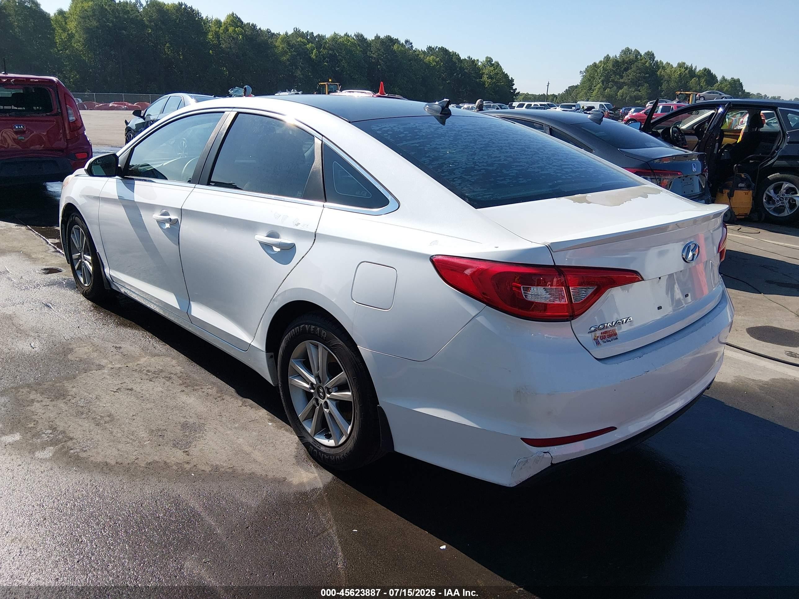 2015 Hyundai Sonata Se Белый vin: 5NPE24AF6FH000896
