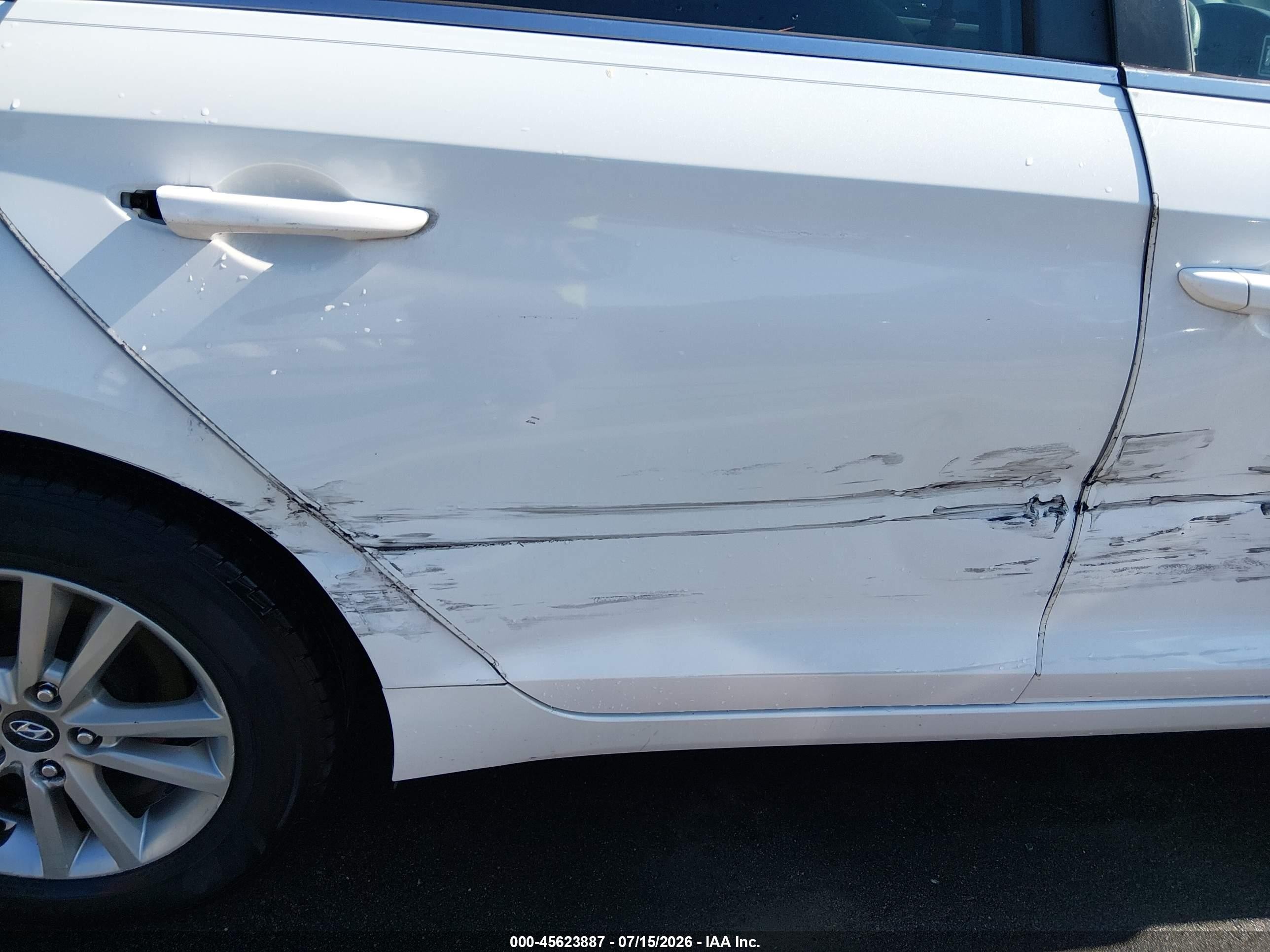 2015 Hyundai Sonata Se Белый vin: 5NPE24AF6FH000896