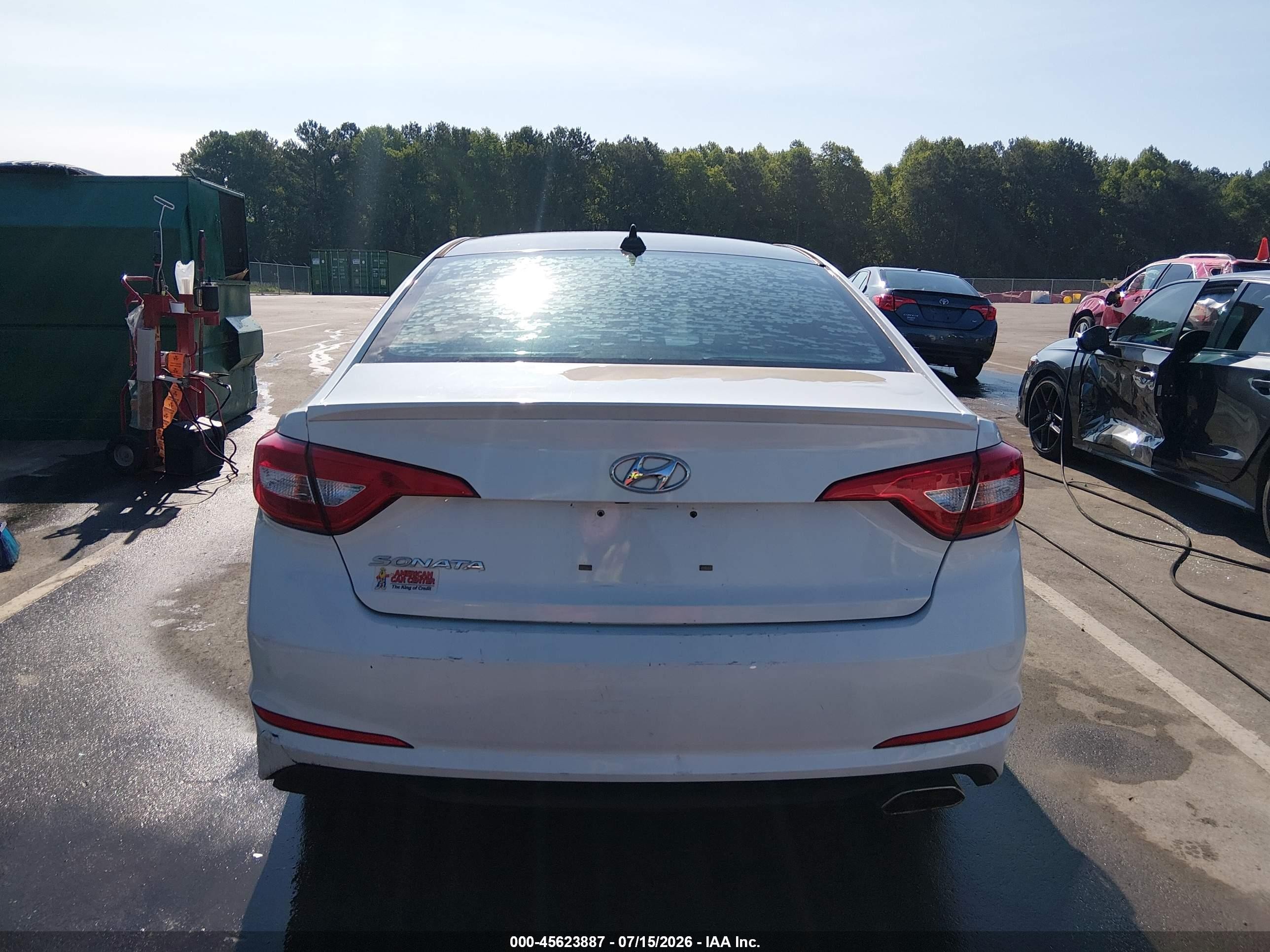 2015 Hyundai Sonata Se Белый vin: 5NPE24AF6FH000896