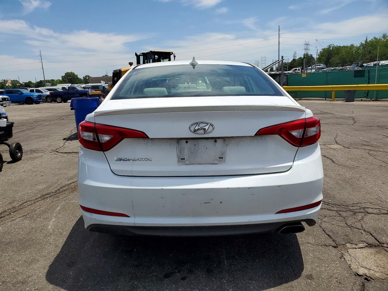 2015 Hyundai Sonata Se White vin: 5NPE24AF6FH007721