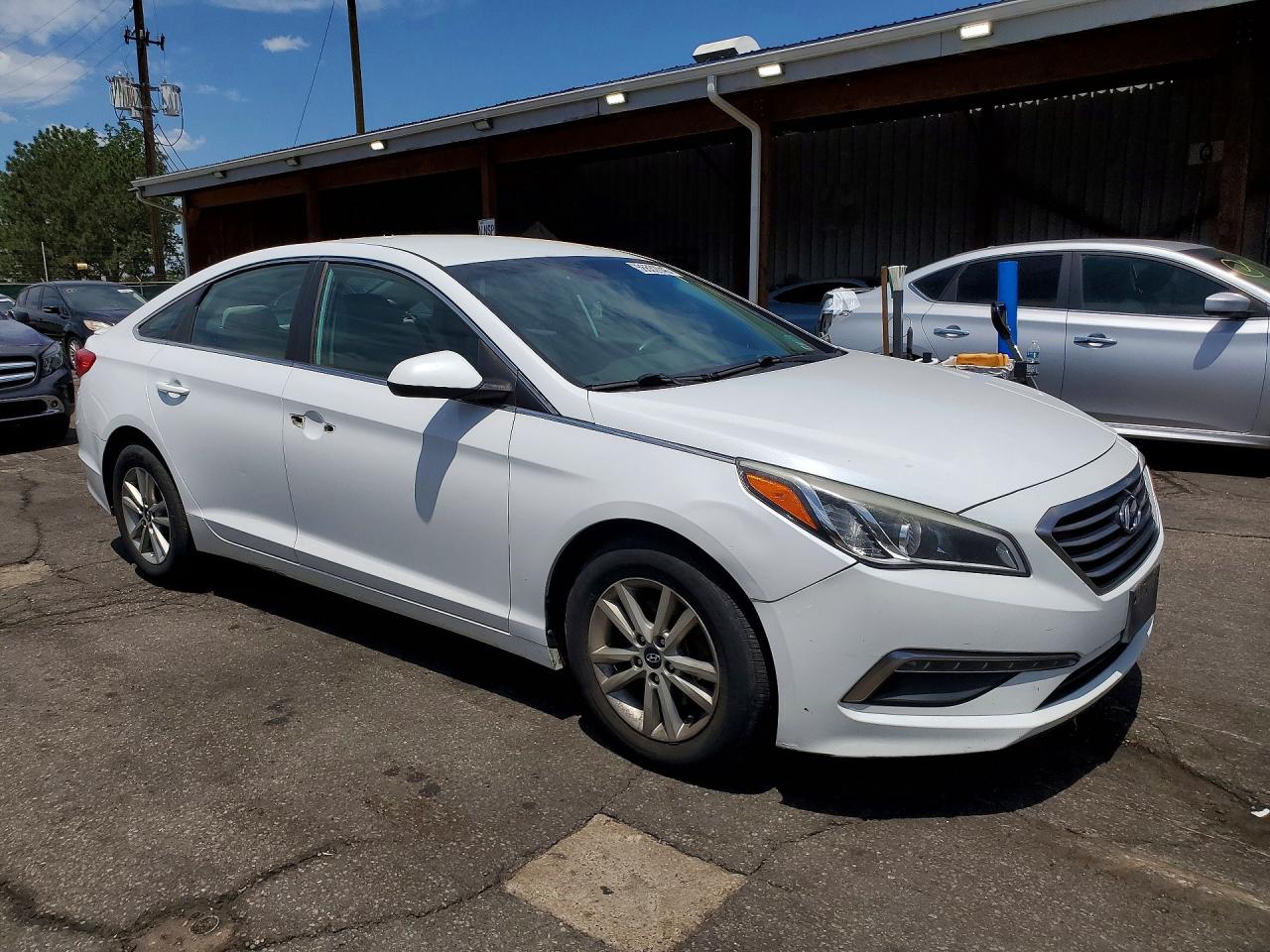 2015 Hyundai Sonata Se White vin: 5NPE24AF6FH007721