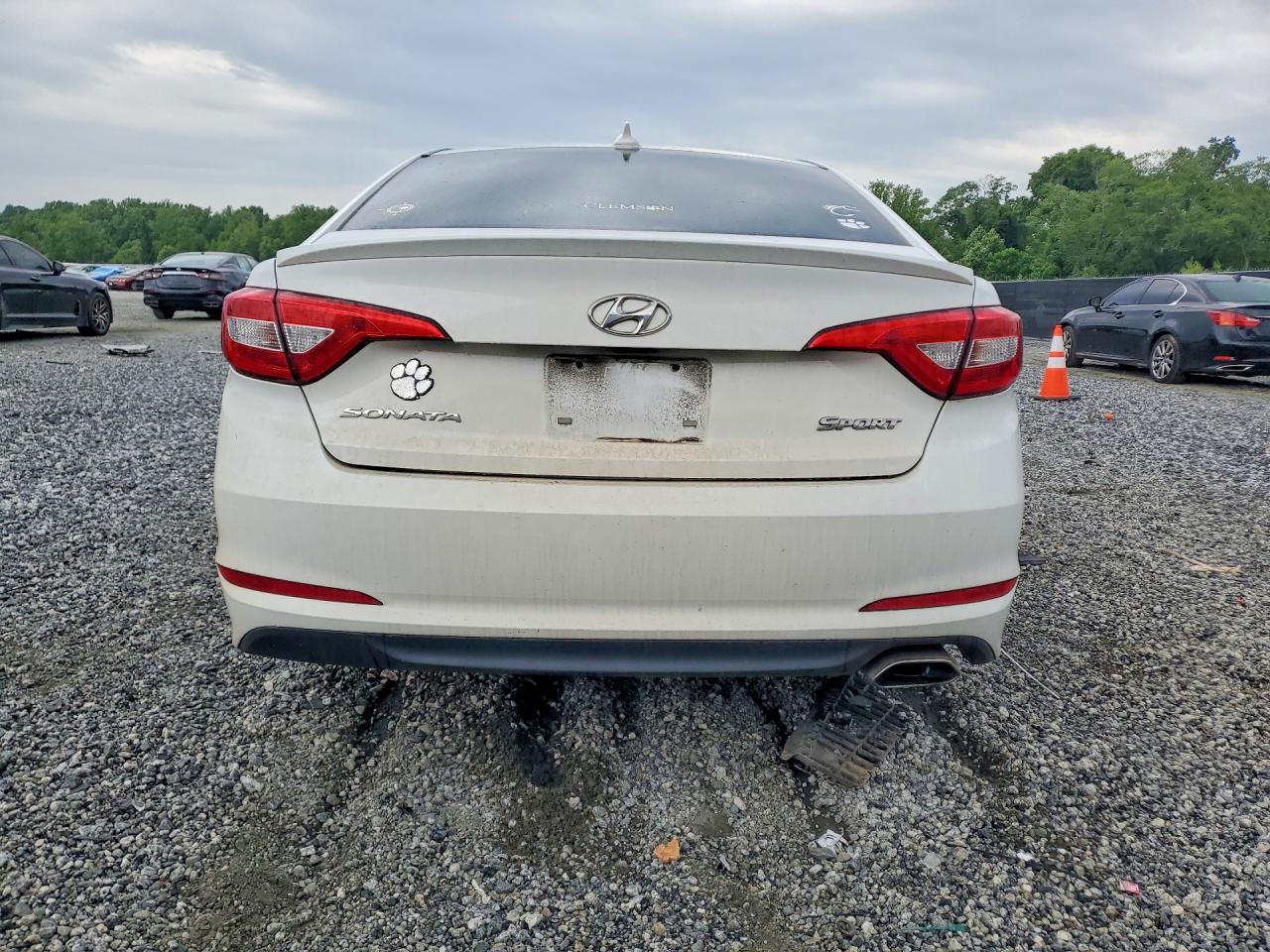 2015 Hyundai Sonata Se White vin: 5NPE24AF6FH038029