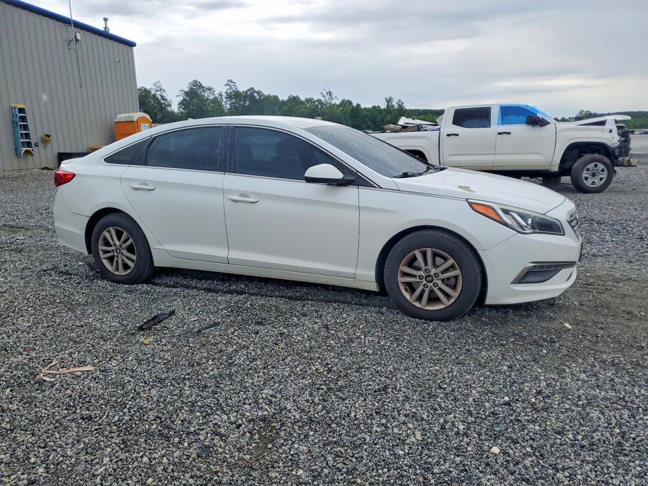 2015 Hyundai Sonata Se White vin: 5NPE24AF6FH038029