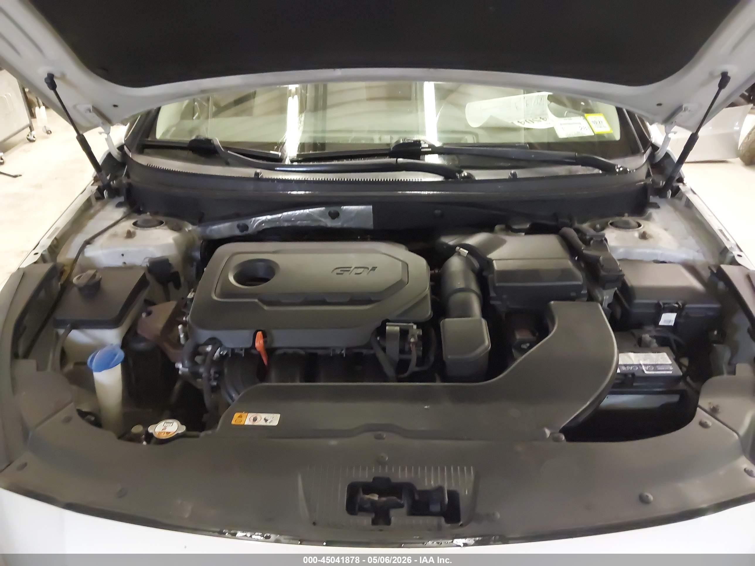 2015 Hyundai Sonata Se Серебряный vin: 5NPE24AF6FH110542