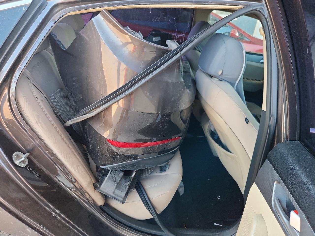 2015 Hyundai Sonata Se Угольный vin: 5NPE24AF6FH117703