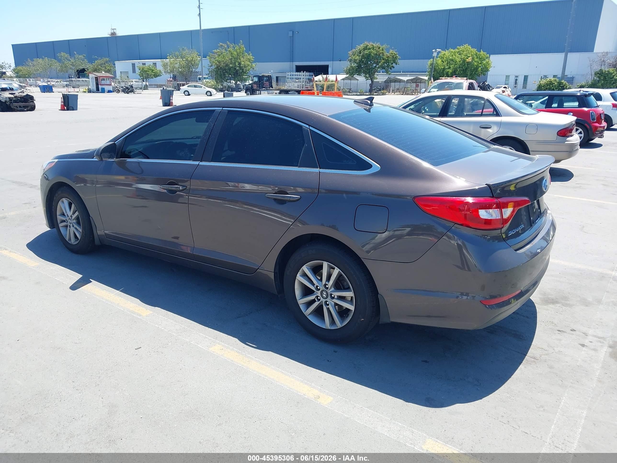 2015 Hyundai Sonata Se Brown vin: 5NPE24AF6FH189856