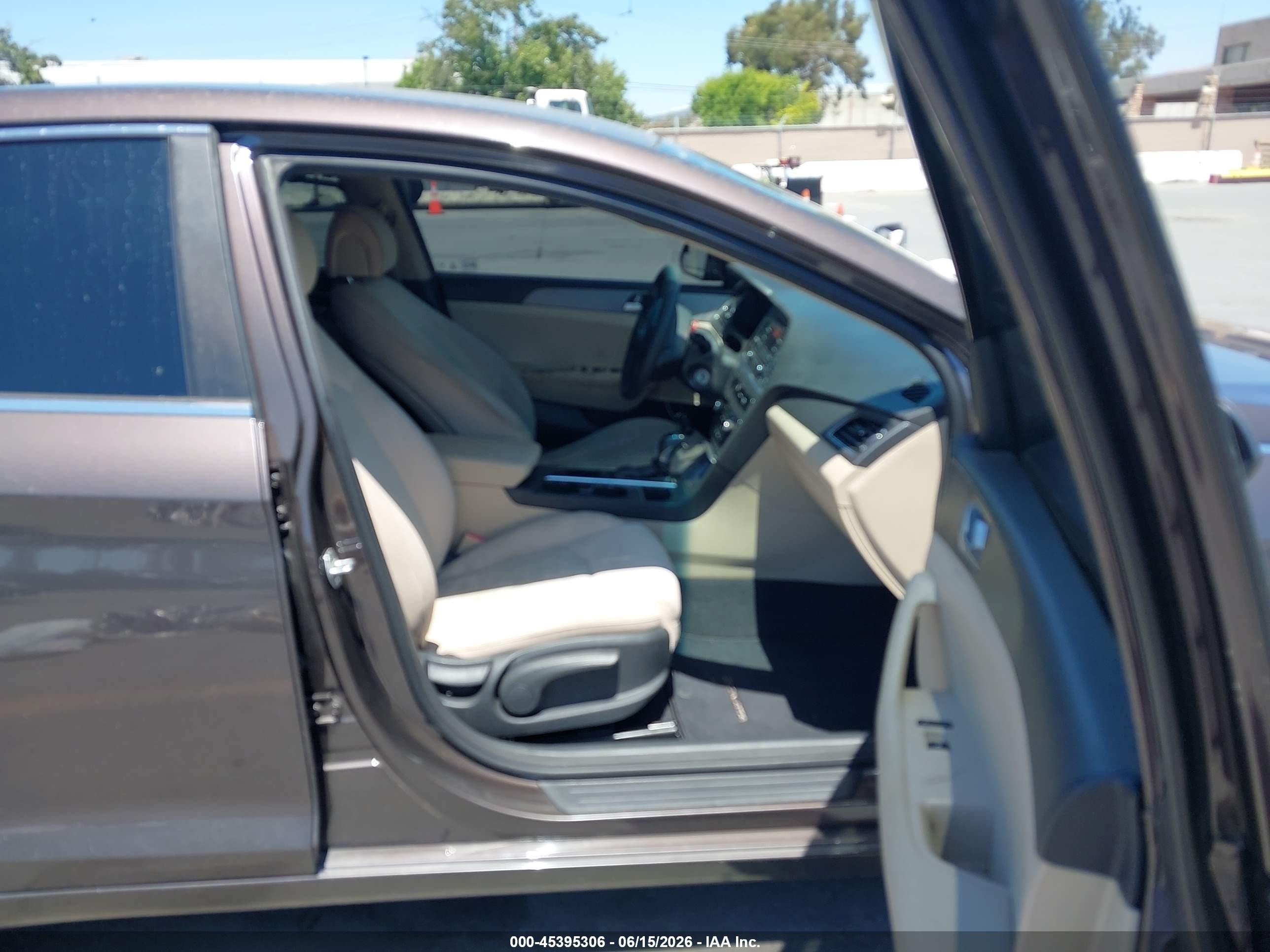 2015 Hyundai Sonata Se Brown vin: 5NPE24AF6FH189856