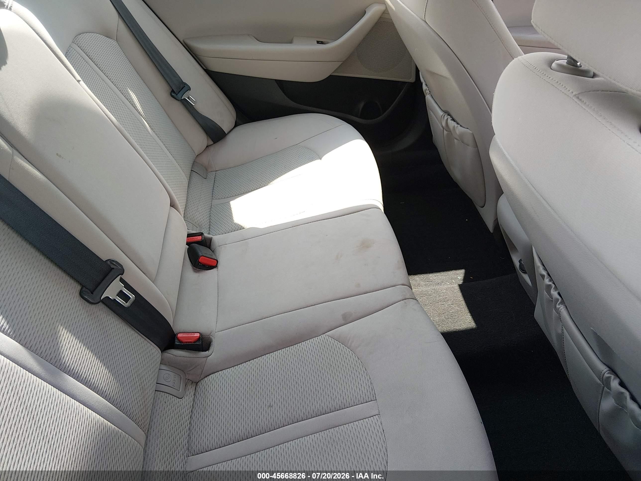2015 Hyundai Sonata Se Silver vin: 5NPE24AF6FH203075