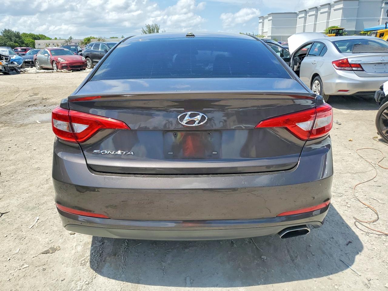 2015 Hyundai Sonata Se Charcoal vin: 5NPE24AF6FH210477