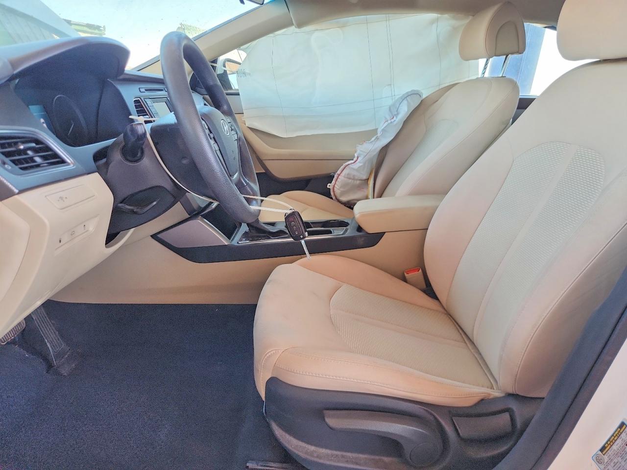 2015 Hyundai Sonata Se White vin: 5NPE24AF6FH211497
