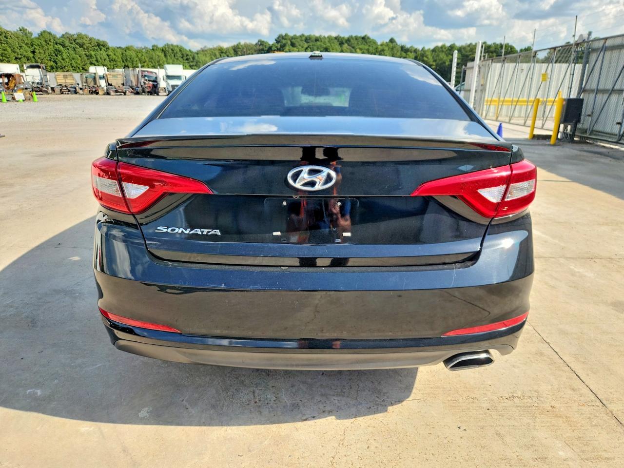 2015 Hyundai Sonata Se Black vin: 5NPE24AF6FH213668