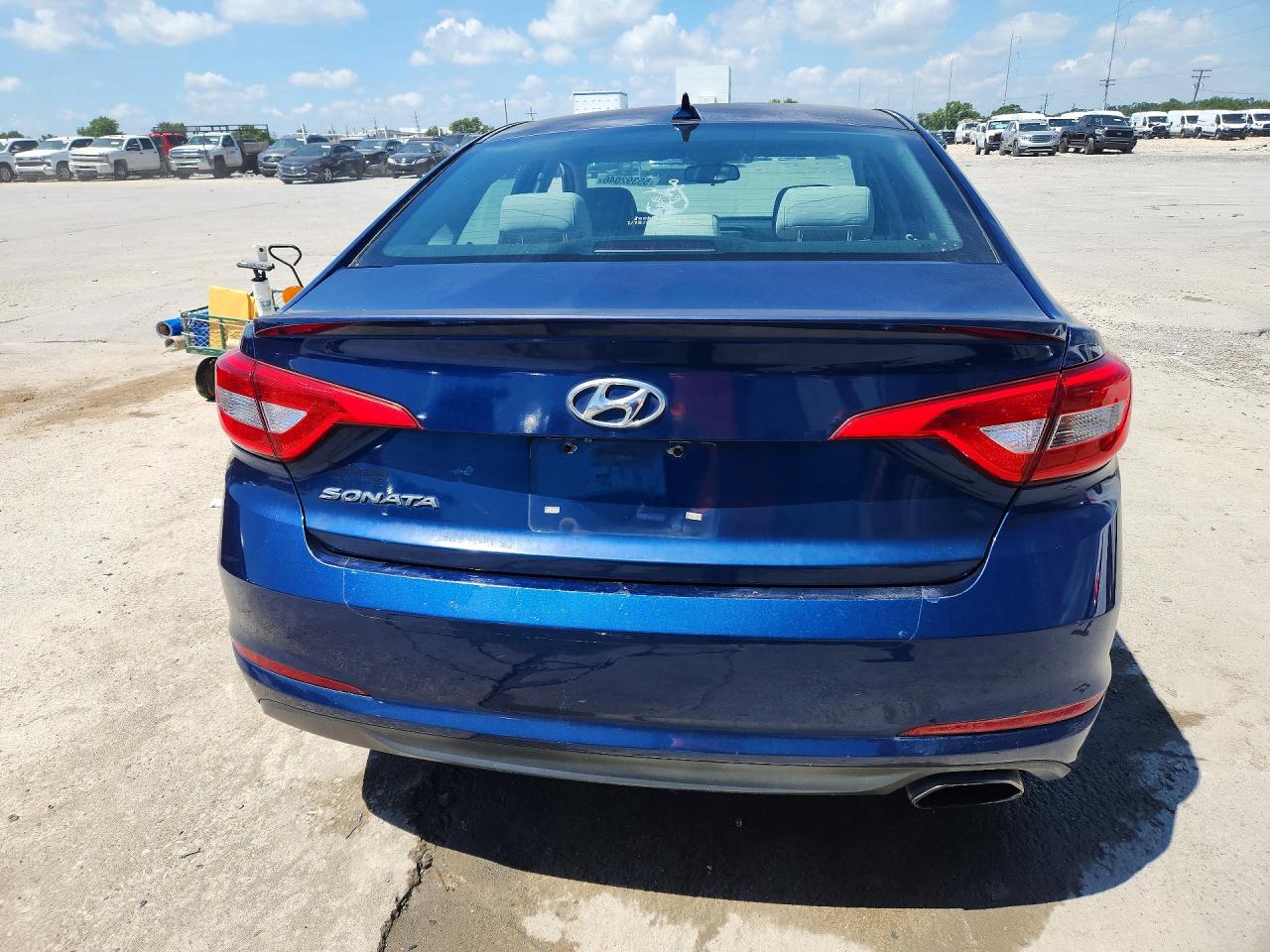 2015 Hyundai Sonata Se Blue vin: 5NPE24AF6FH213878
