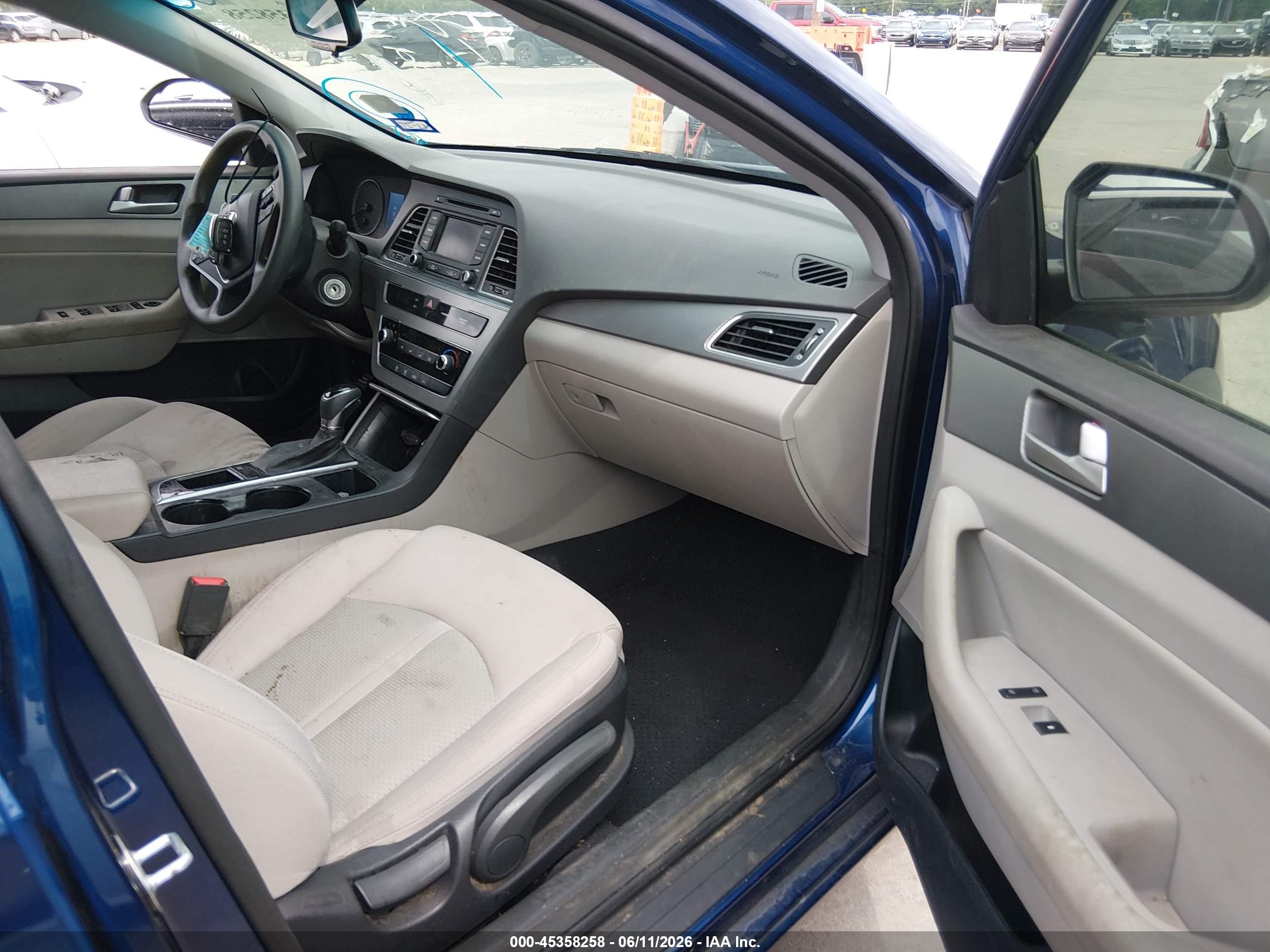 2015 Hyundai Sonata Se Blue vin: 5NPE24AF6FH217610