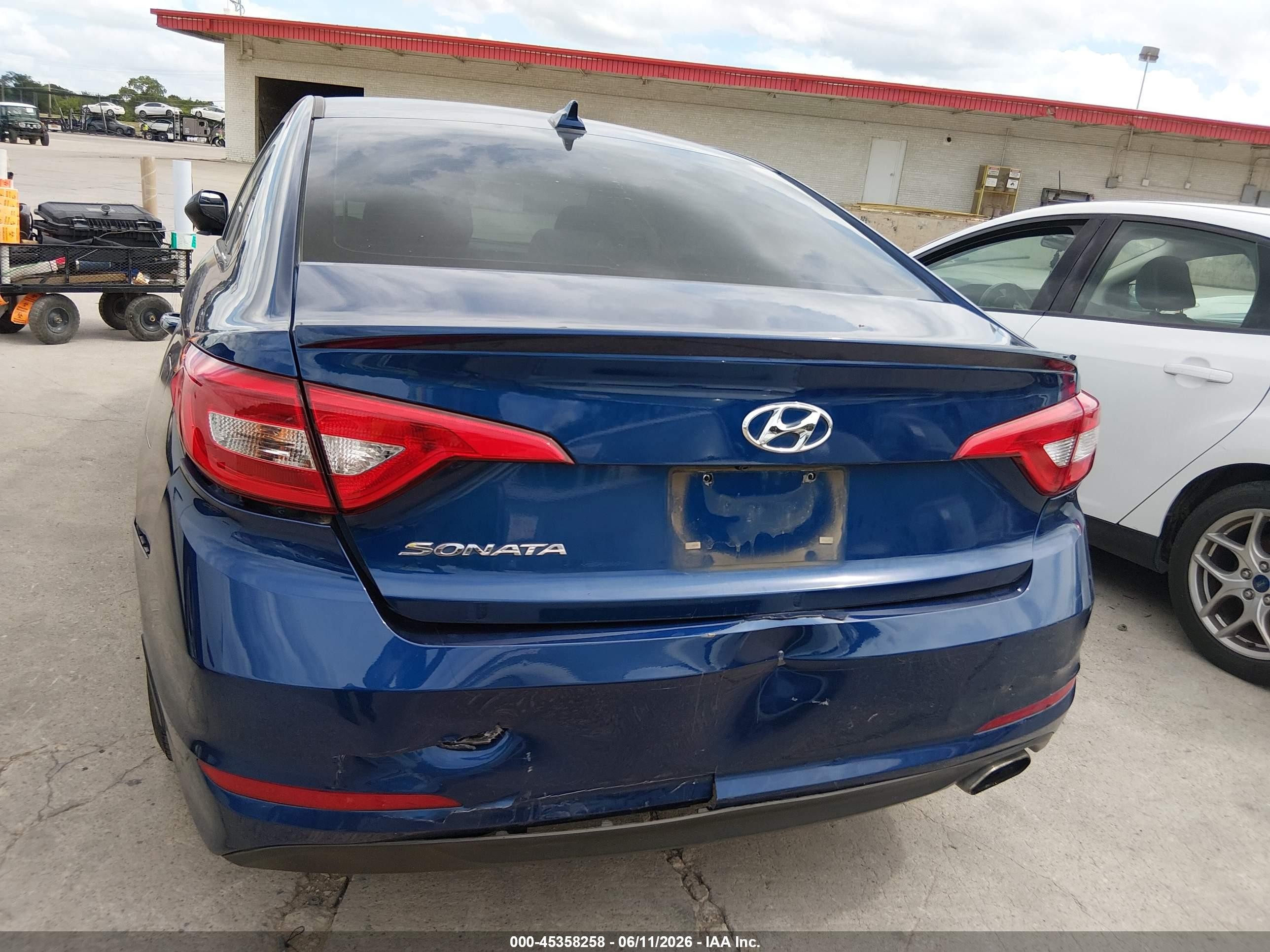 2015 Hyundai Sonata Se Blue vin: 5NPE24AF6FH217610