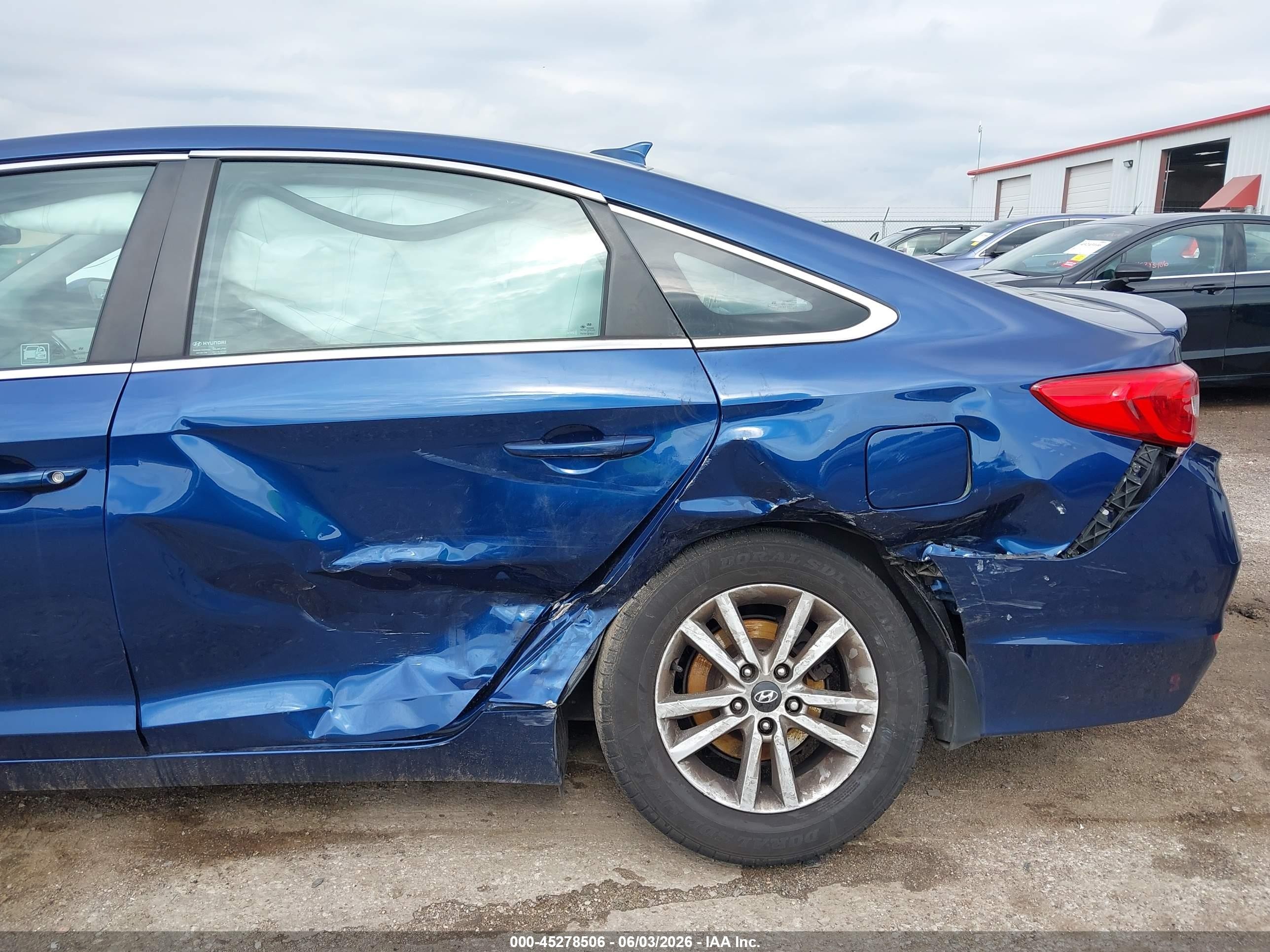 2015 Hyundai Sonata Se Blue vin: 5NPE24AF6FH220183