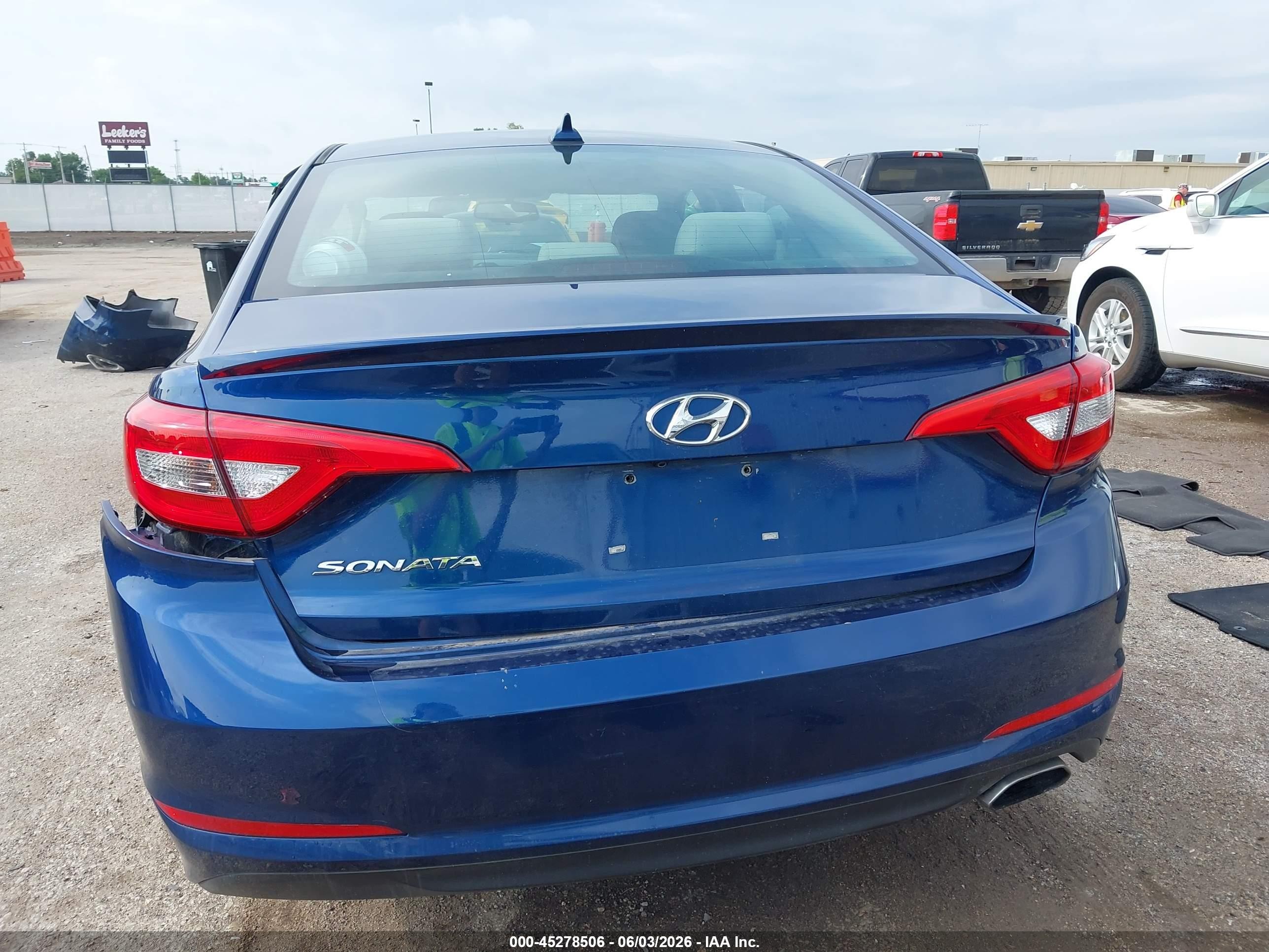 2015 Hyundai Sonata Se Blue vin: 5NPE24AF6FH220183