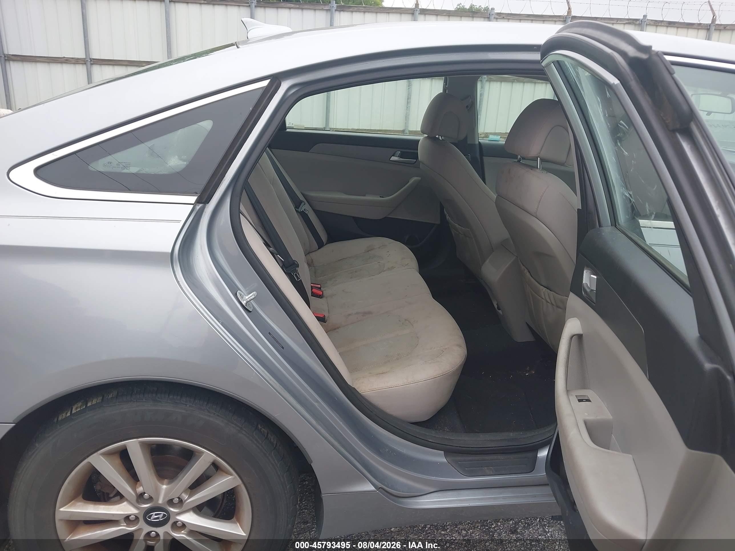 2015 Hyundai Sonata Se Серый vin: 5NPE24AF6FH250400