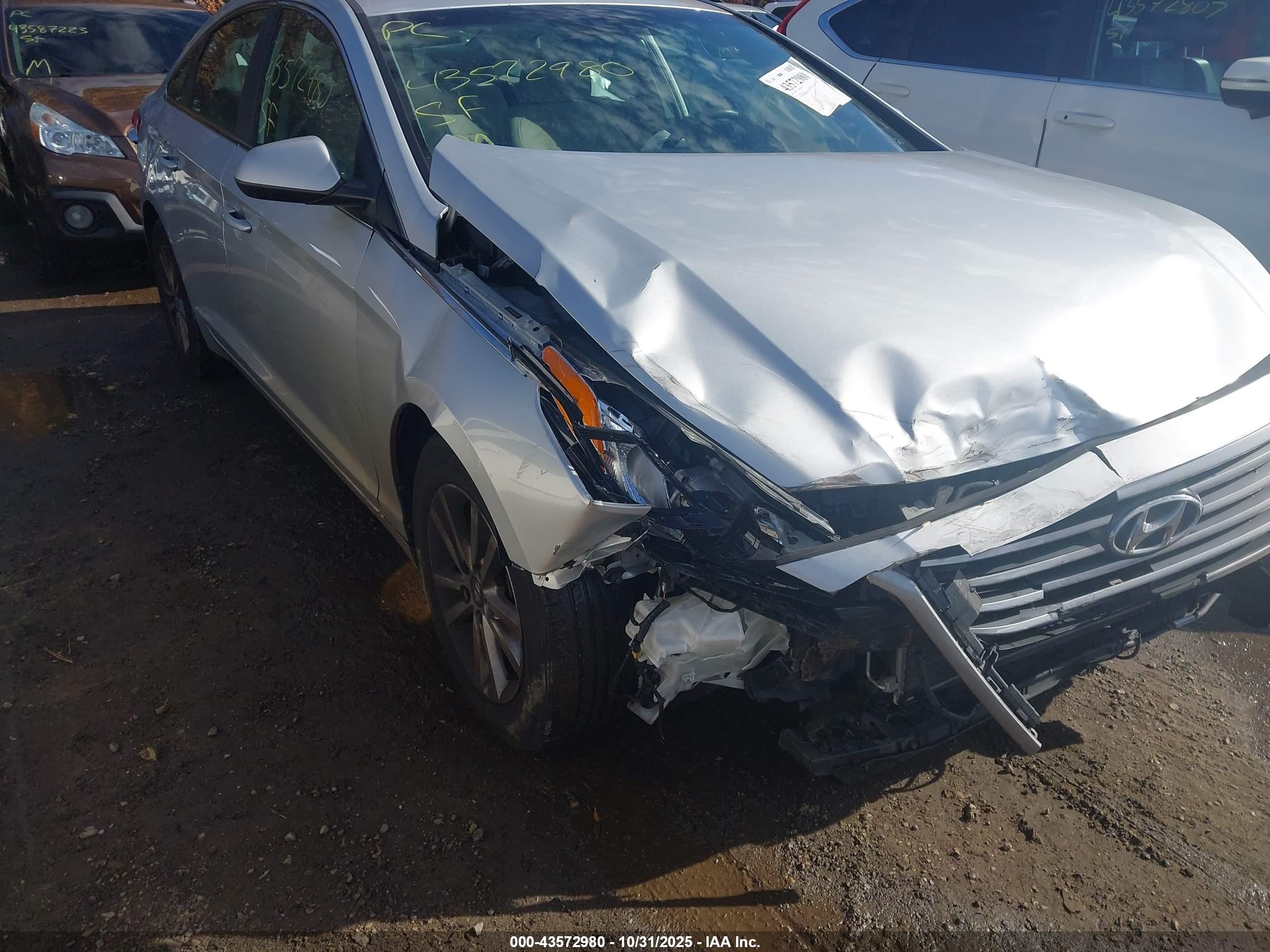 2016 Hyundai Sonata Se Silver vin: 5NPE24AF6GH312234