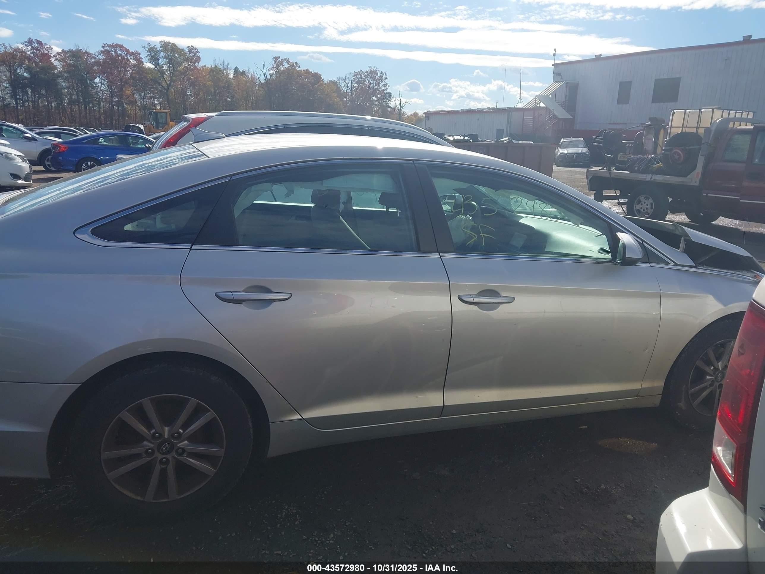 2016 Hyundai Sonata Se Silver vin: 5NPE24AF6GH312234