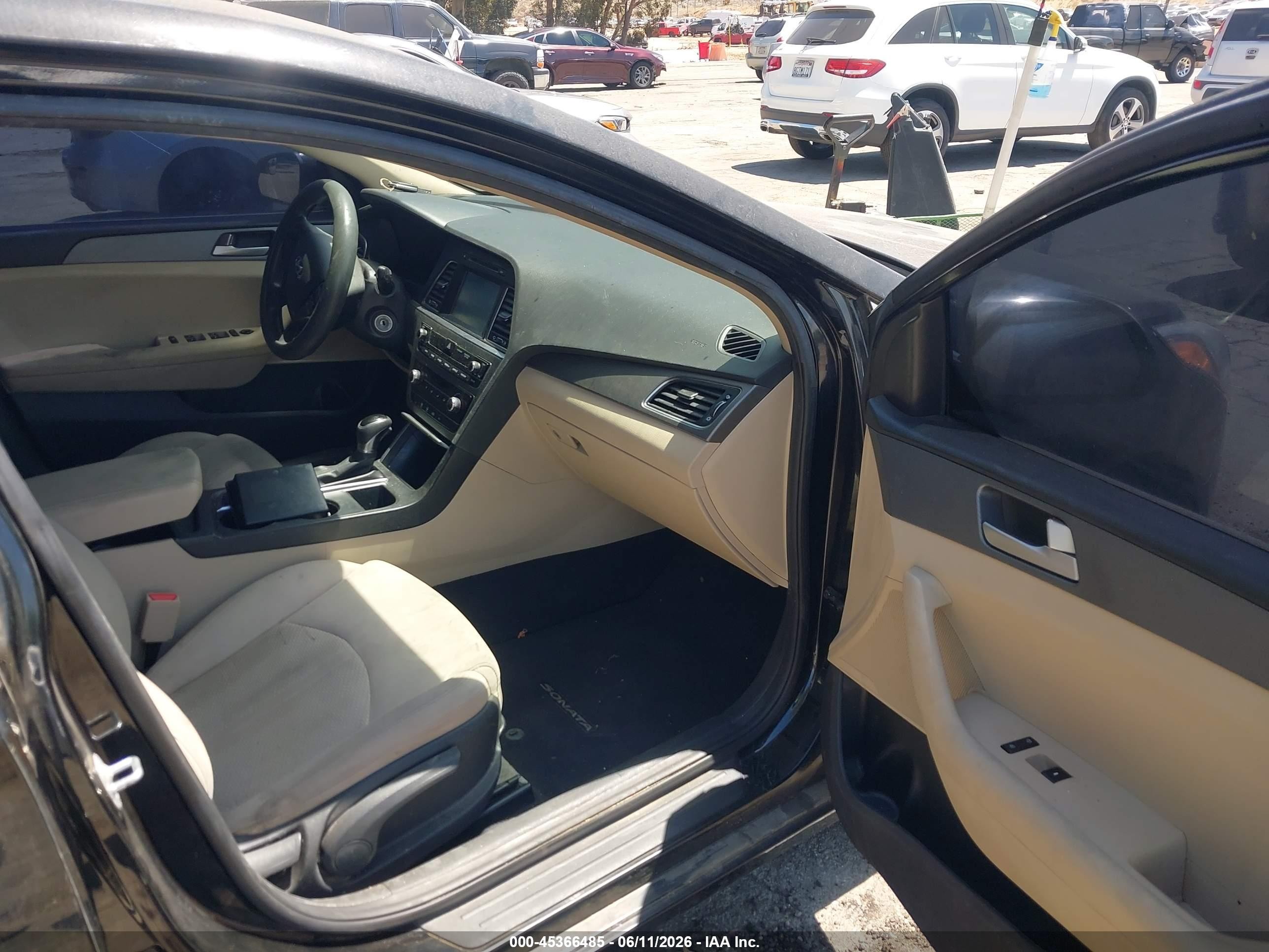 2017 Hyundai Sonata Se Black vin: 5NPE24AF6HH537304