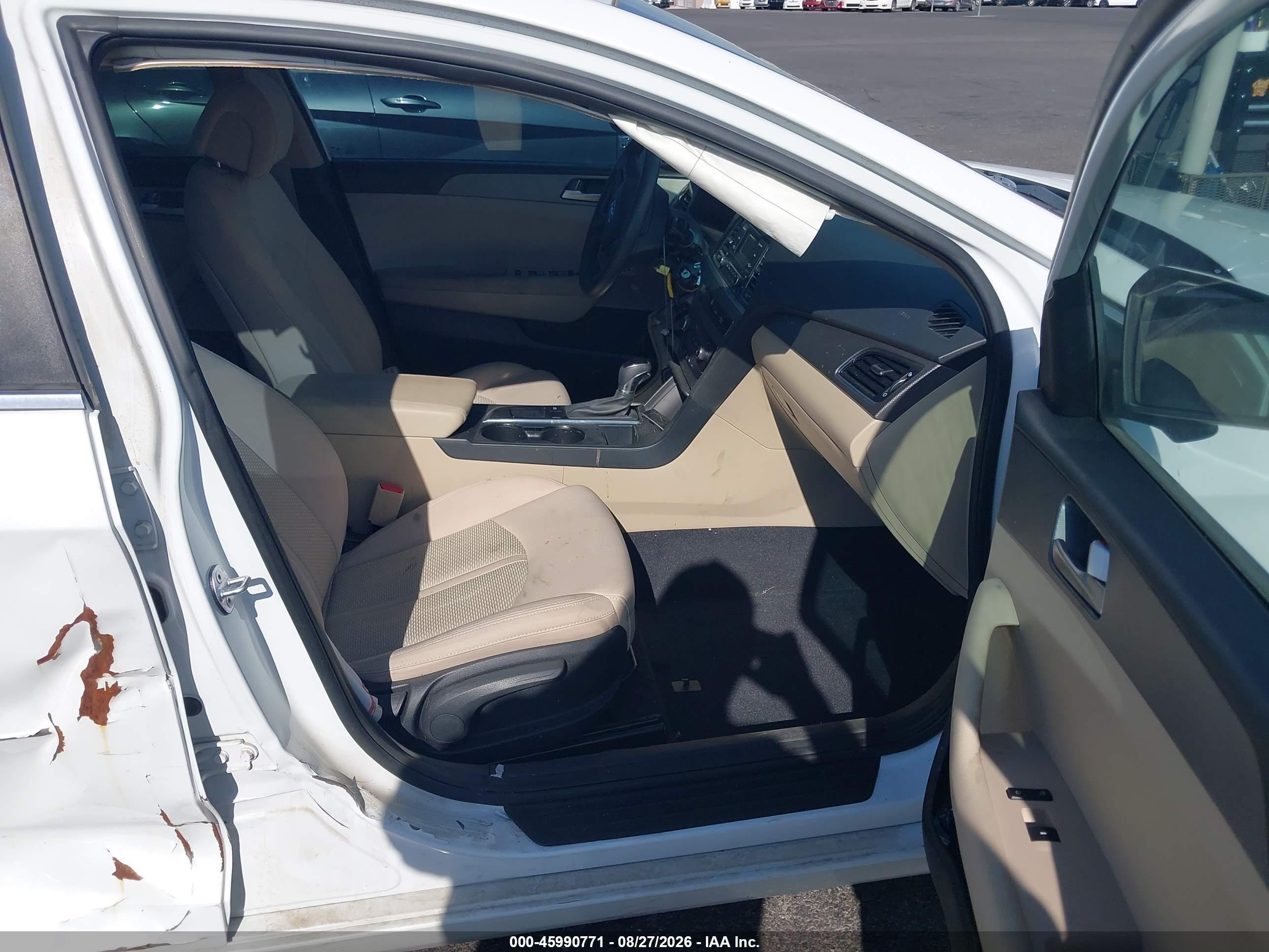 2017 Hyundai Sonata   White vin: 5NPE24AF6HH542728