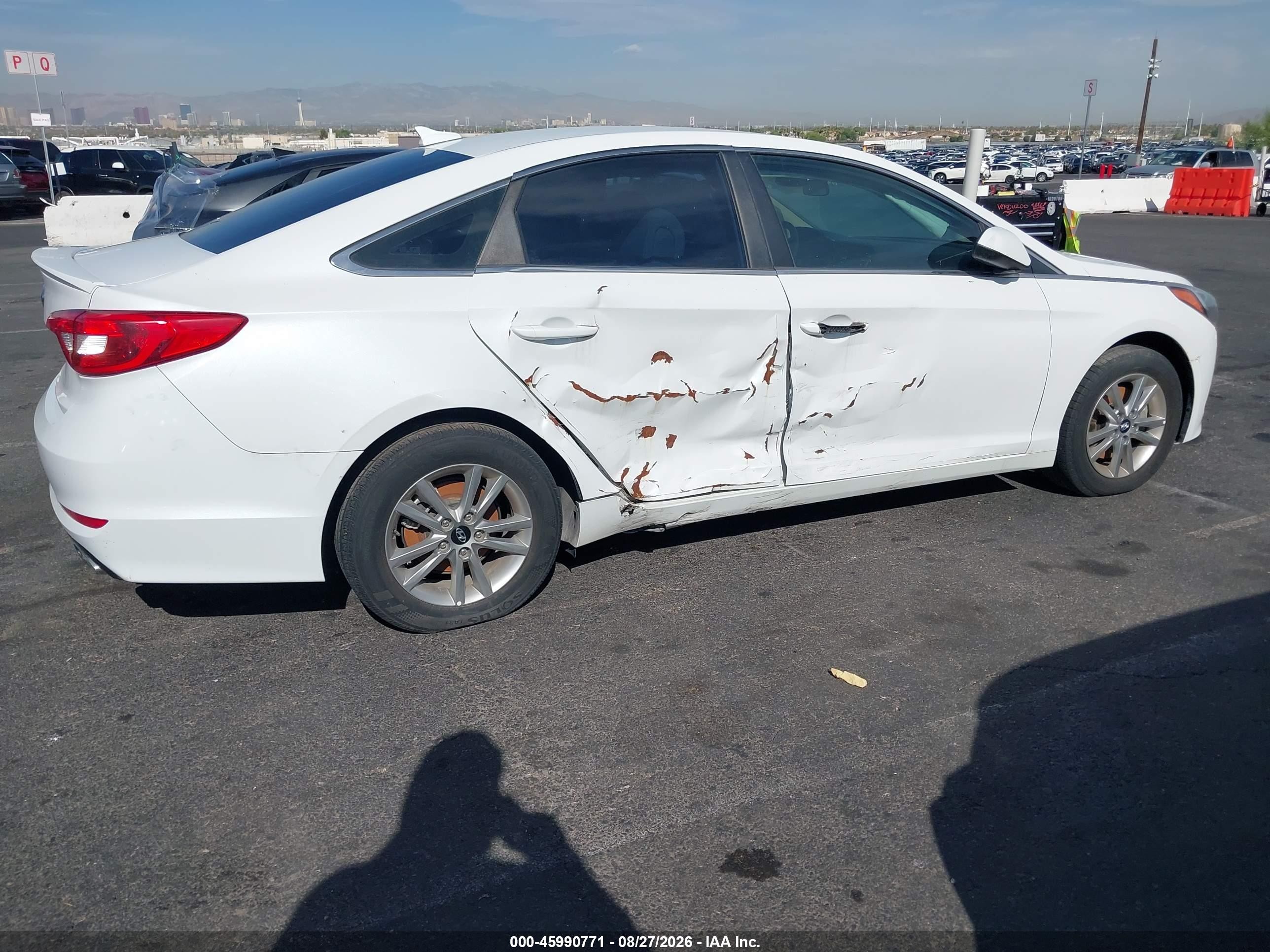2017 Hyundai Sonata   White vin: 5NPE24AF6HH542728
