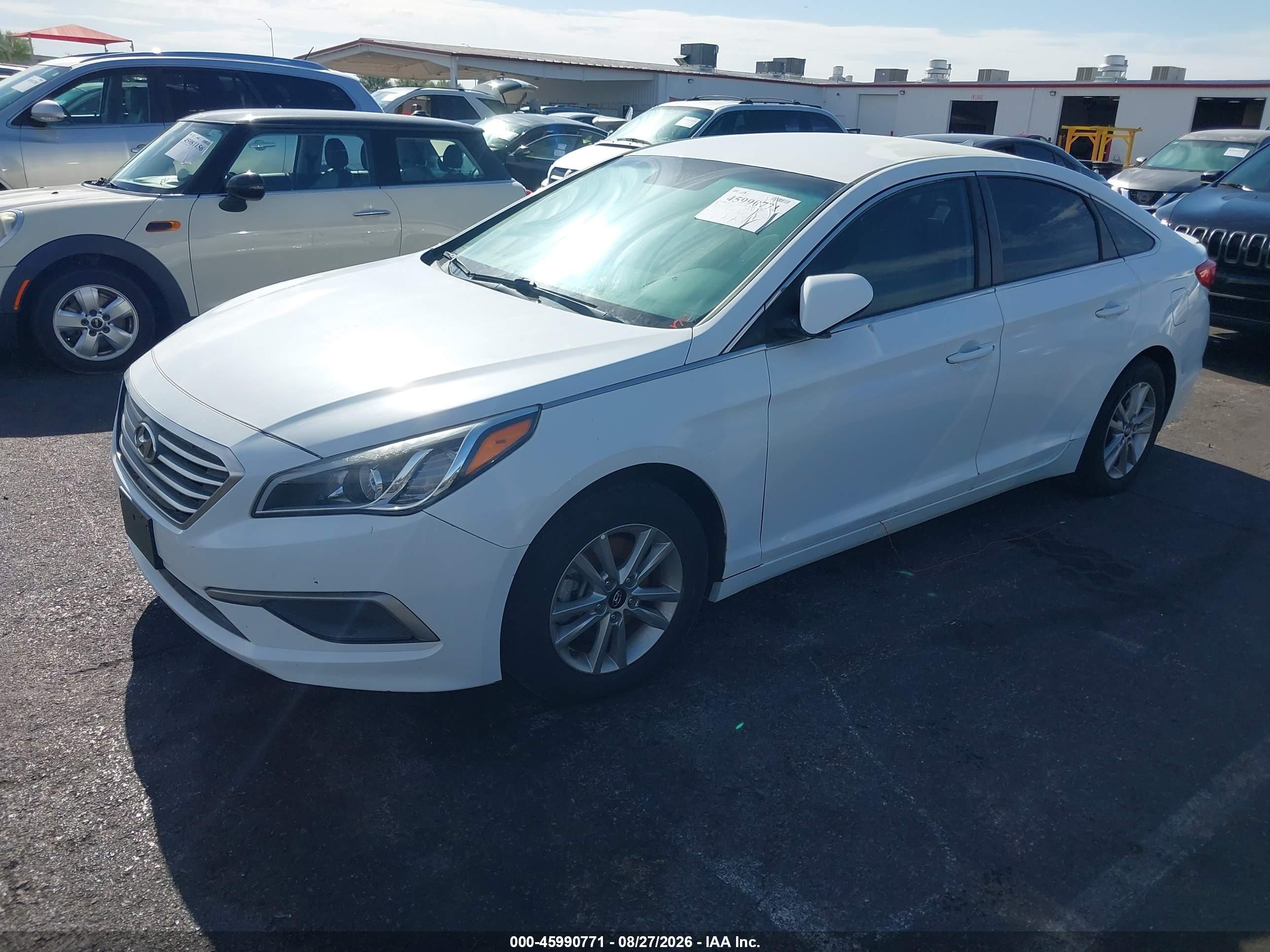 2017 Hyundai Sonata   White vin: 5NPE24AF6HH542728