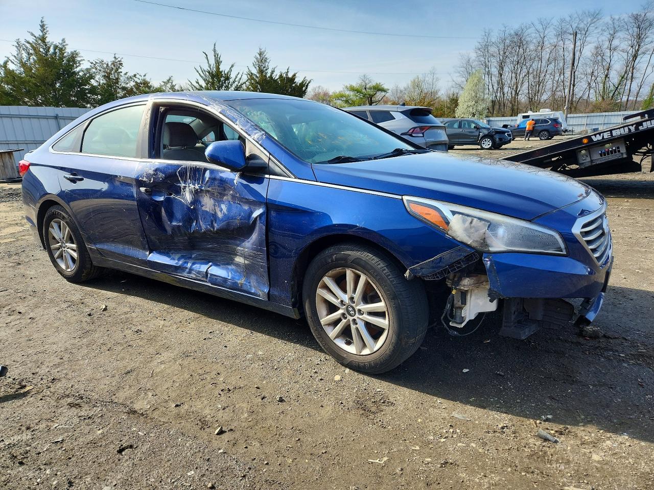 2017 Hyundai Sonata Base Blue vin: 5NPE24AF6HH595297