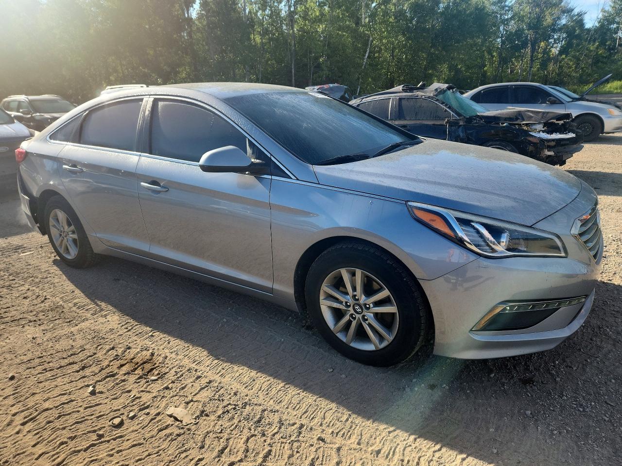2015 Hyundai Sonata Se Серебряный vin: 5NPE24AF7FH005895