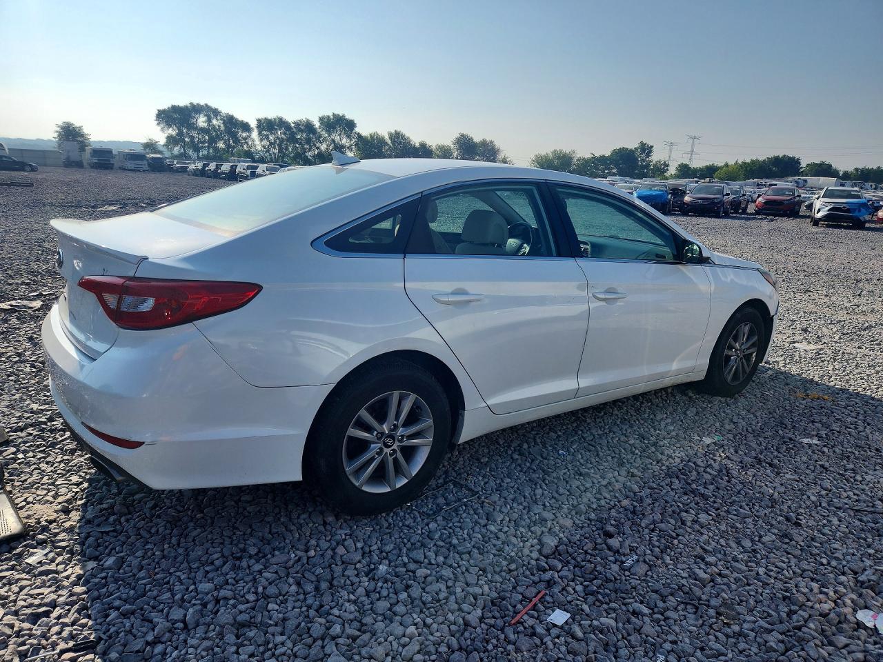 2015 Hyundai Sonata Se White vin: 5NPE24AF7FH010031